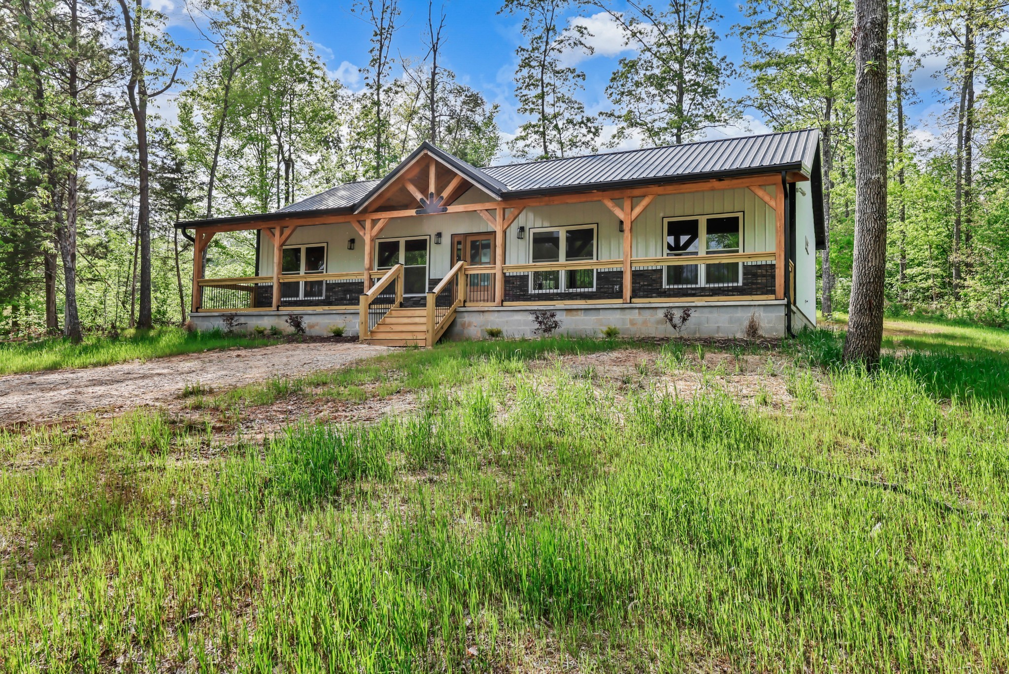 1159 Hilltop Rd Property Photo 3