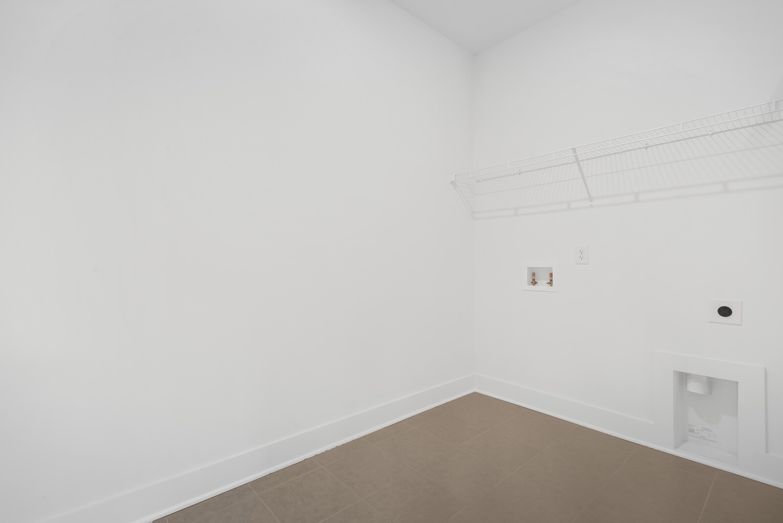 2882 Boger Drive Property Photo 6