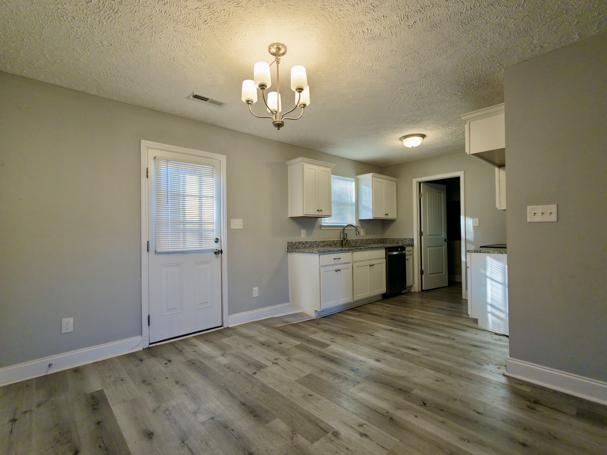 205 Arkansas Ave Property Photo 6