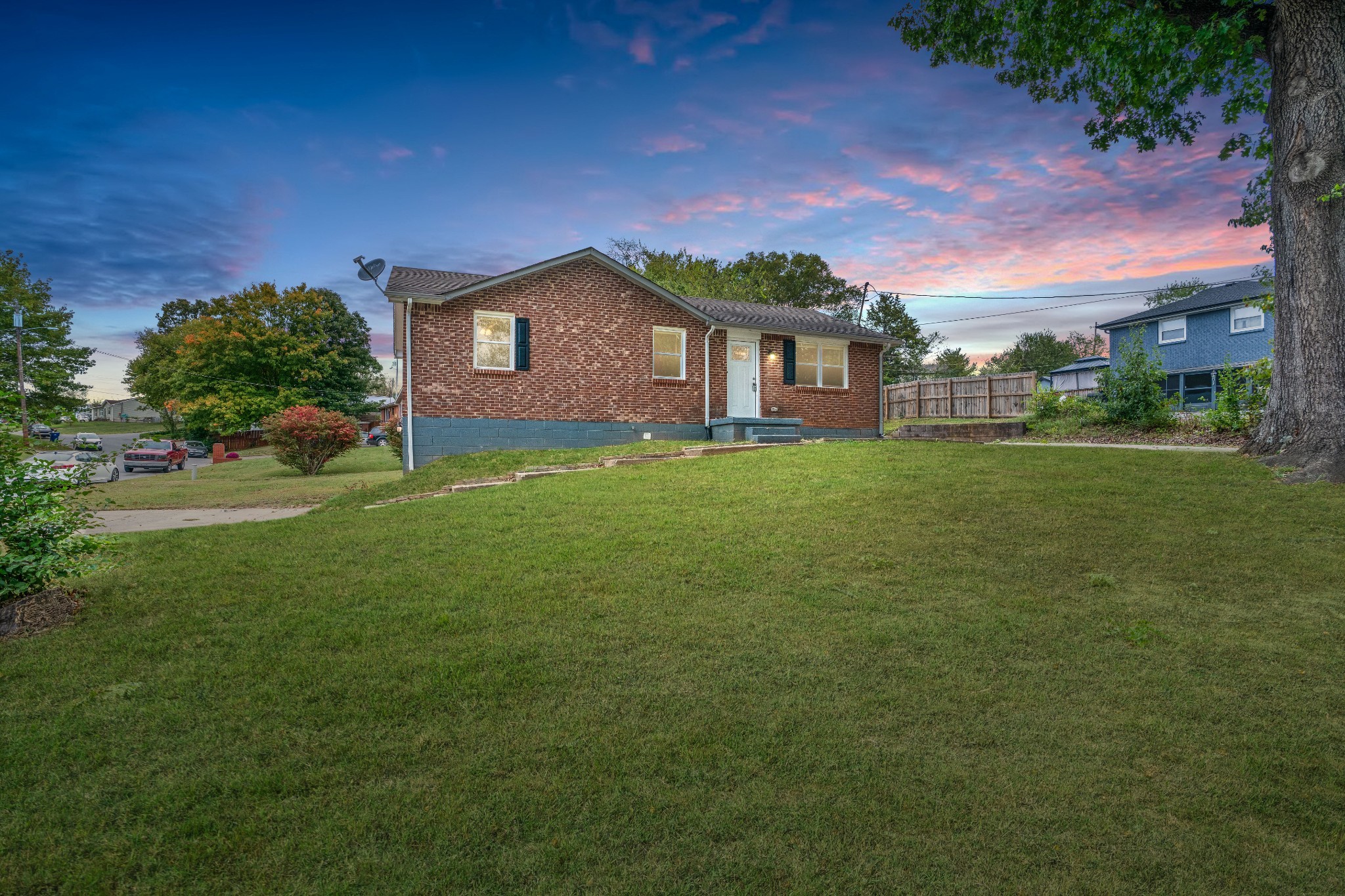 1579 Boxcroft Rd Property Photo 1