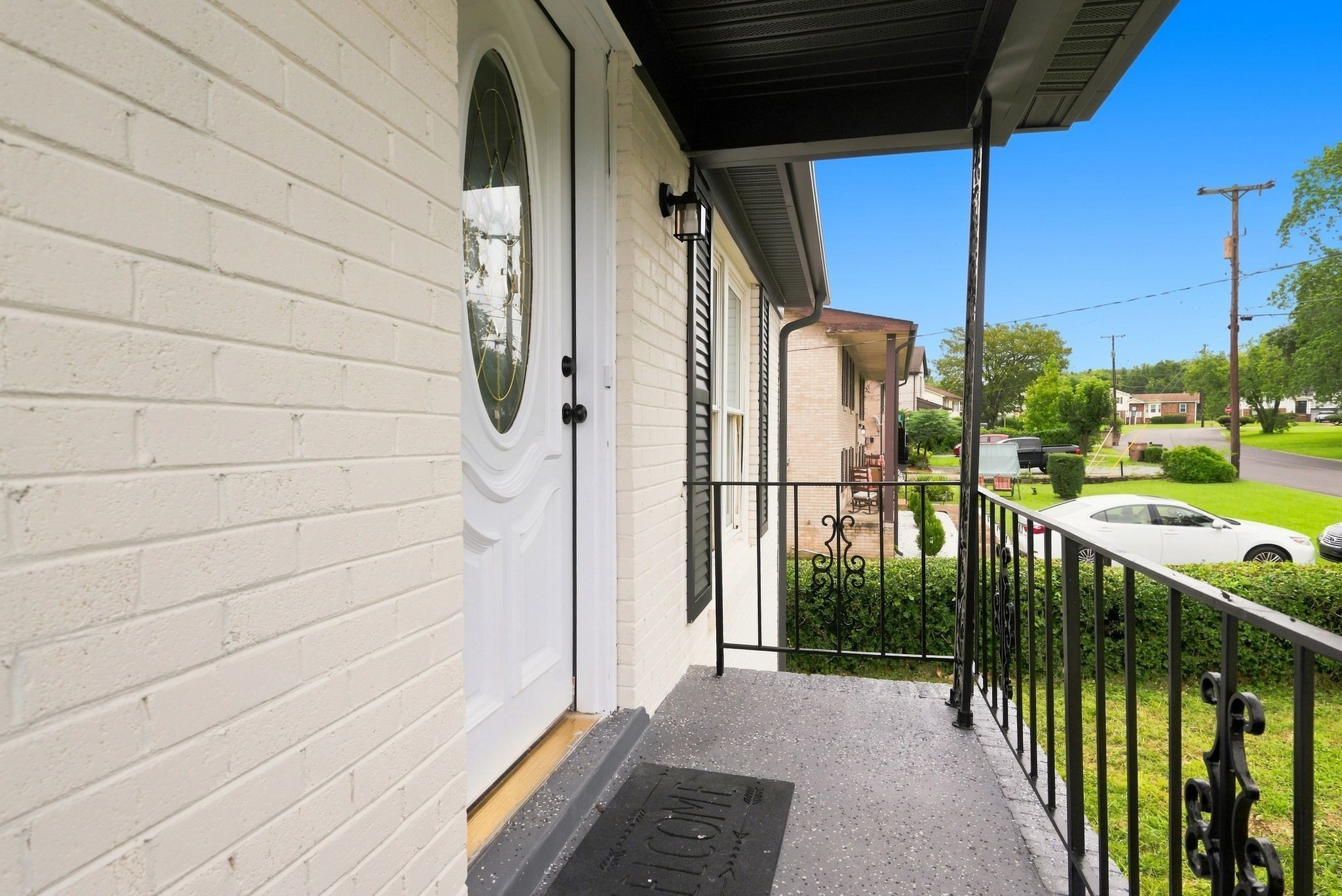 725 Roman Dr Property Photo 6