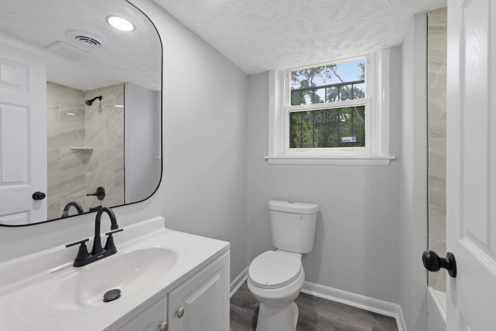 725 Roman Dr Property Photo 28