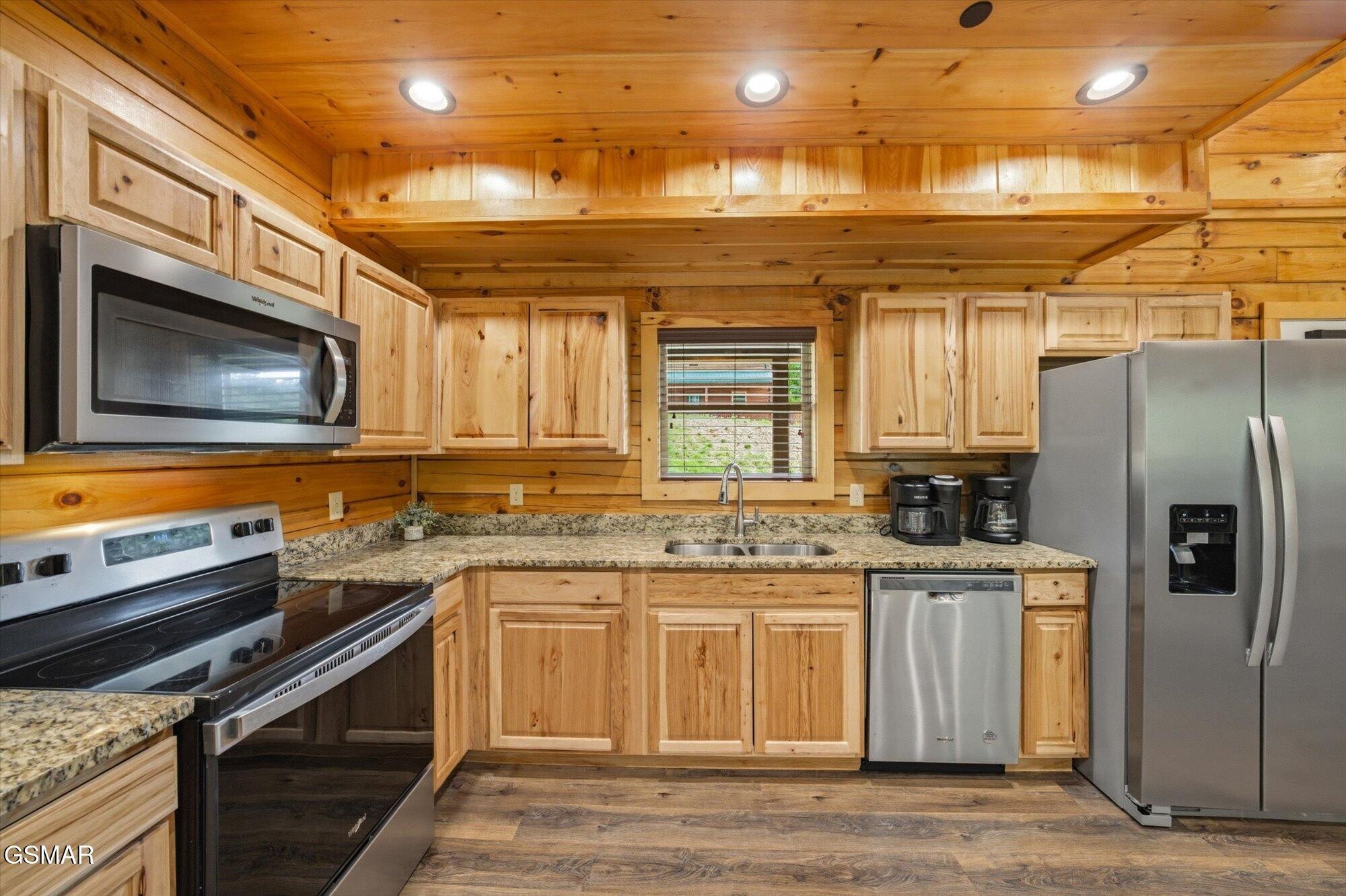 2933 Fiddlers Creek Way Property Photo 19