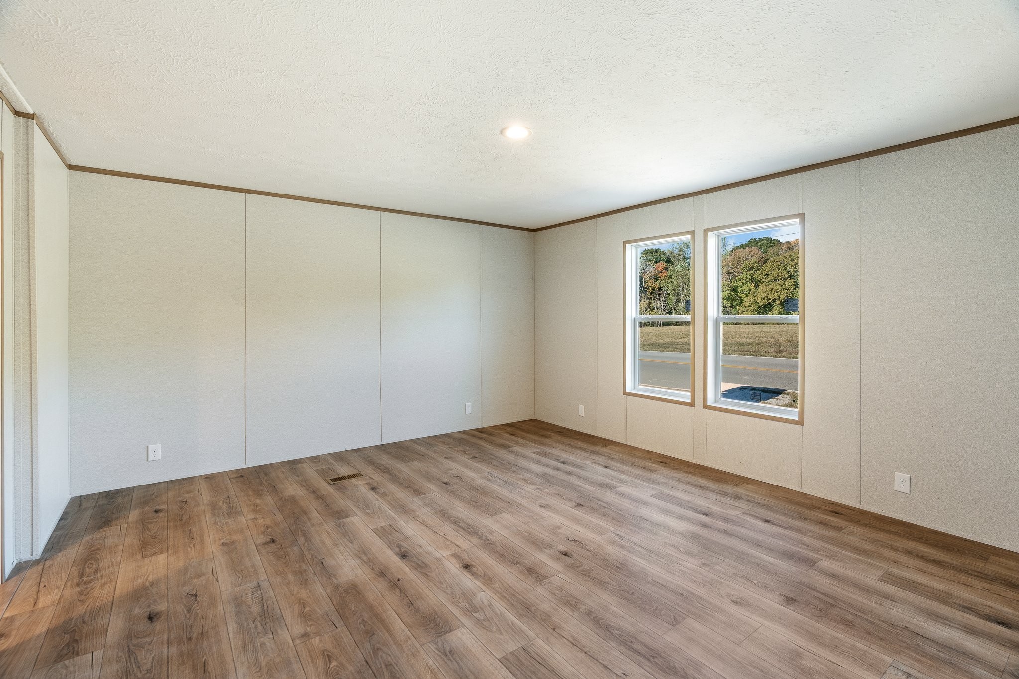 393 Busby Rd Property Photo 10