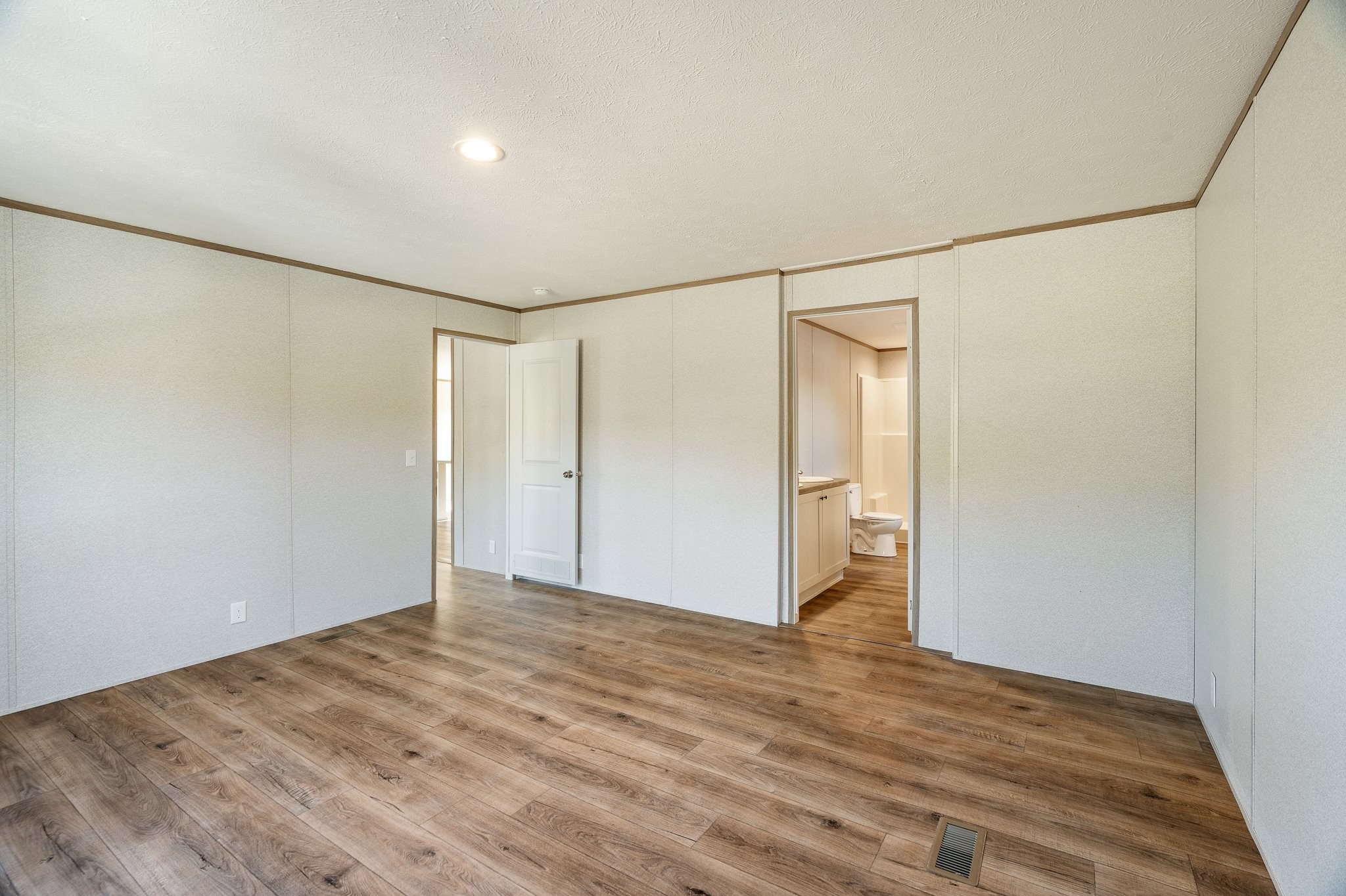 393 Busby Rd Property Photo 11
