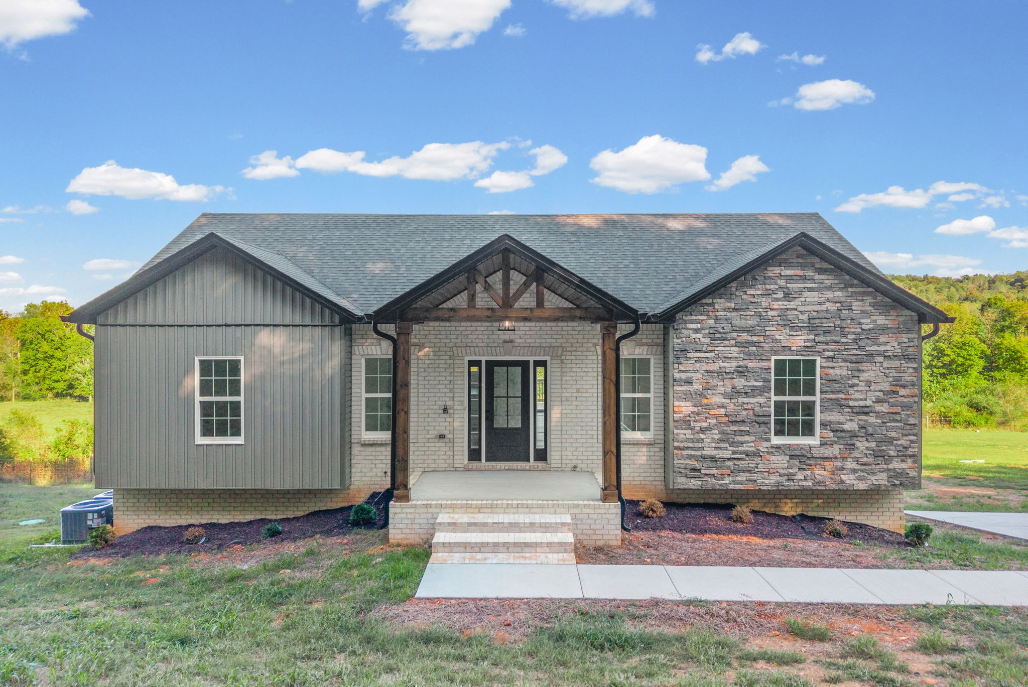 476 Buckeye Road Property Photo 1