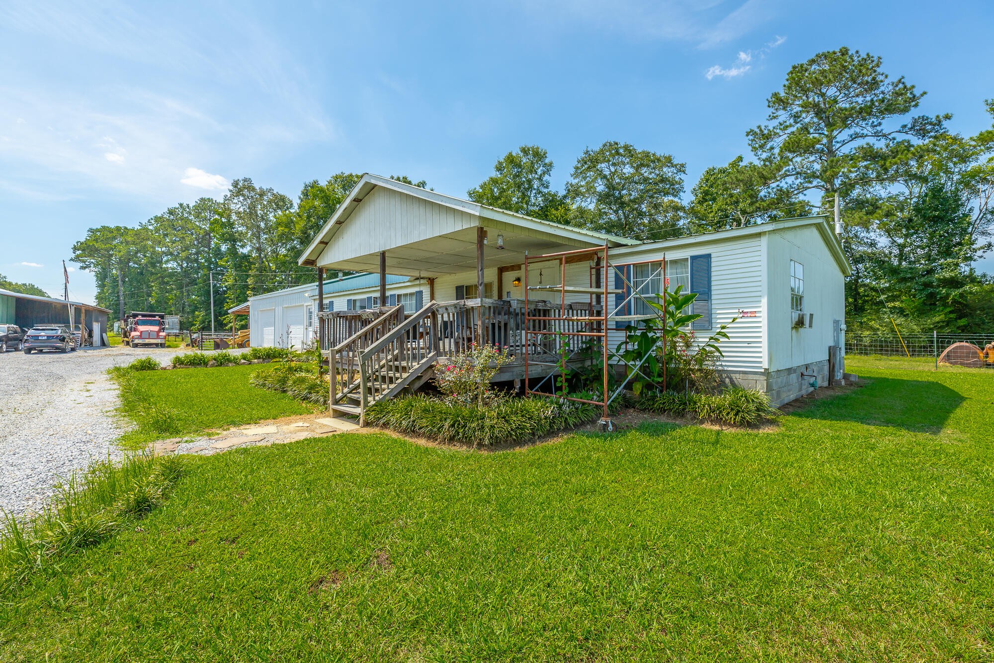 5605 Al 68 Property Photo 2