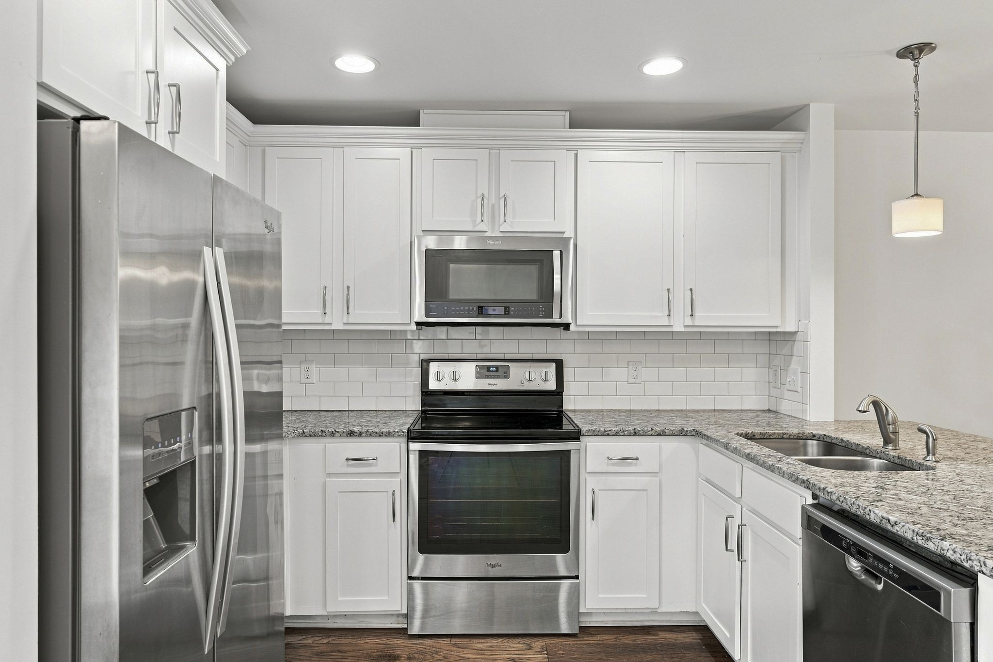 3014 Friars Trl Property Photo 8