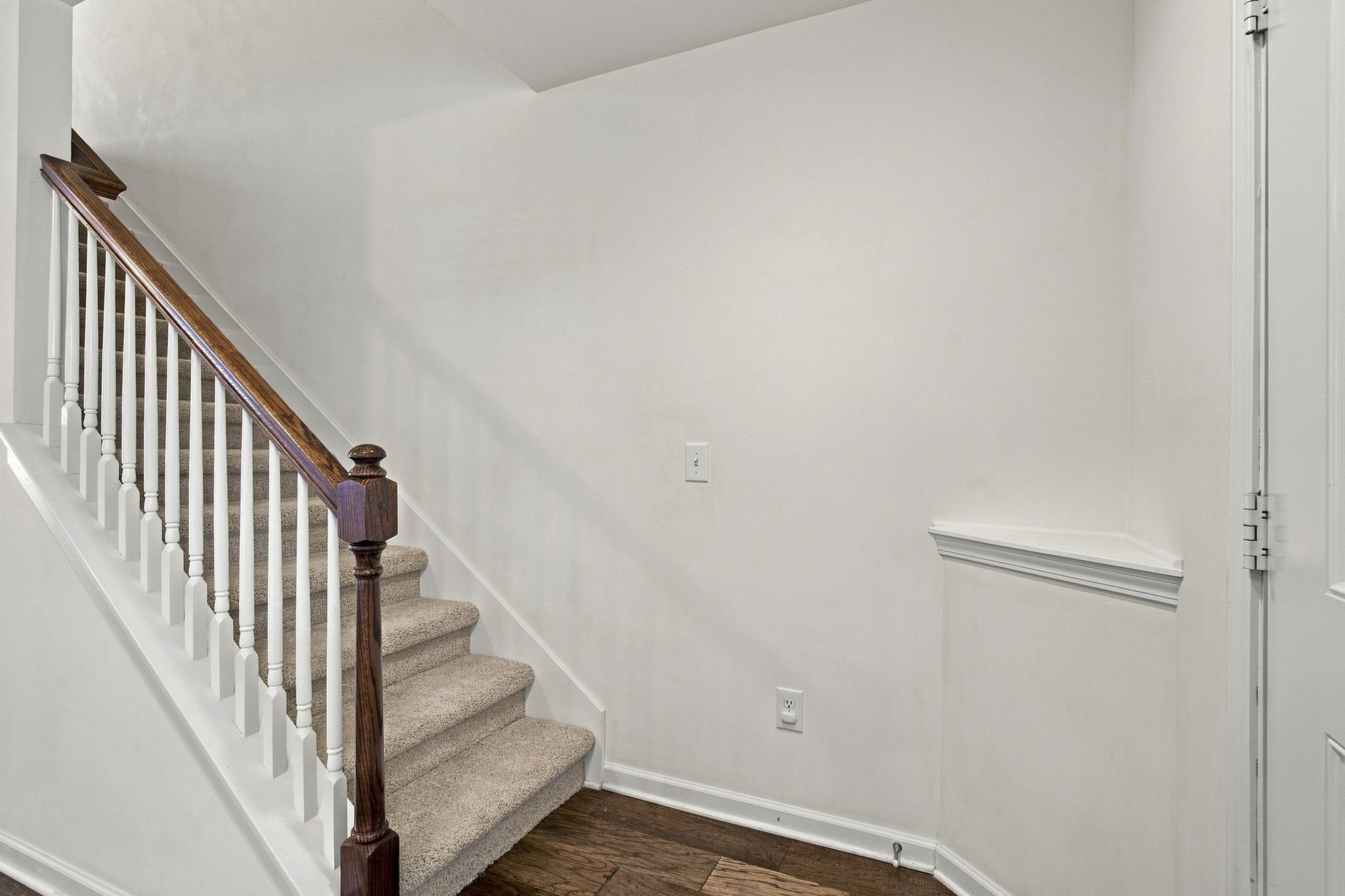 3014 Friars Trl Property Photo 10