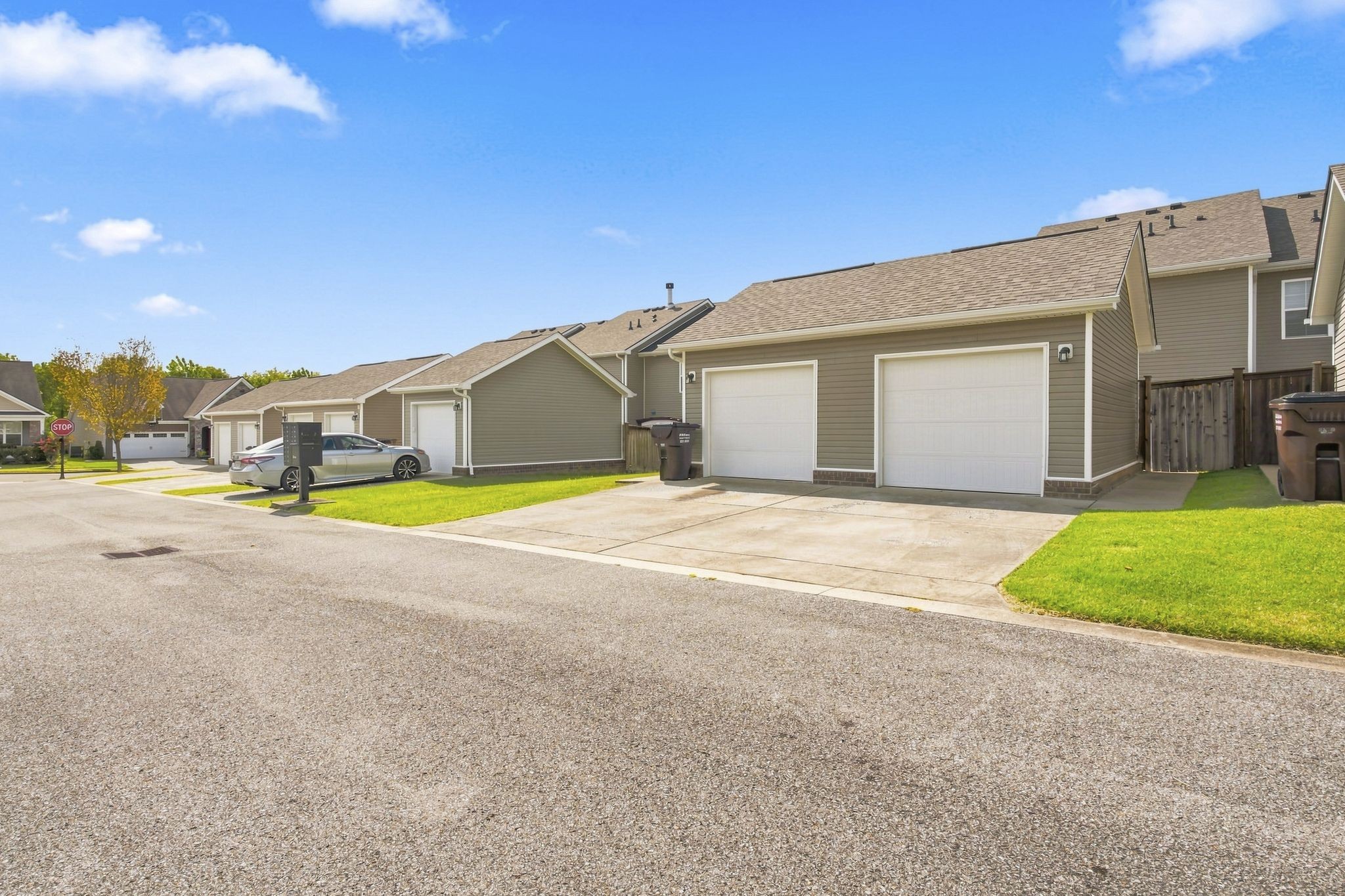 3014 Friars Trl Property Photo 27