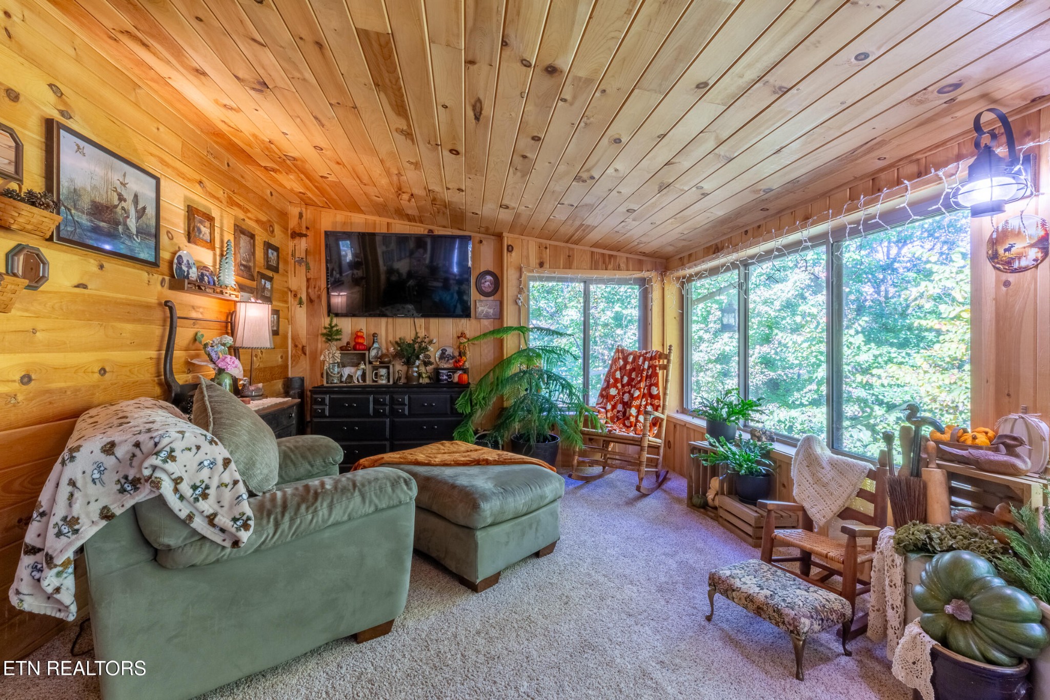 1668 Deerwood Rd Property Photo 19