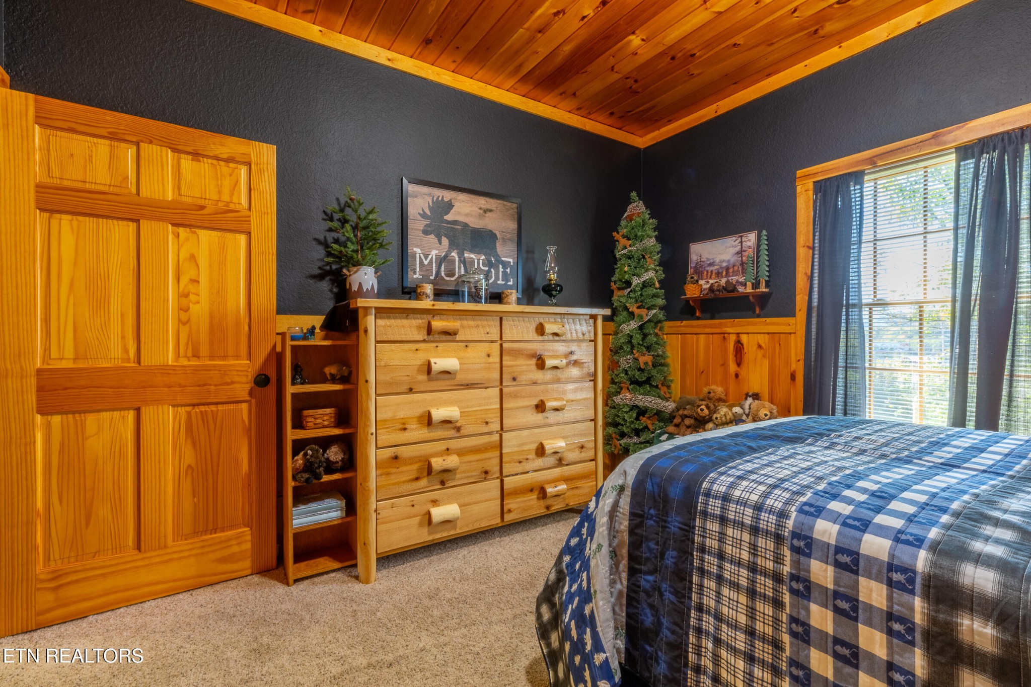 1668 Deerwood Rd Property Photo 23