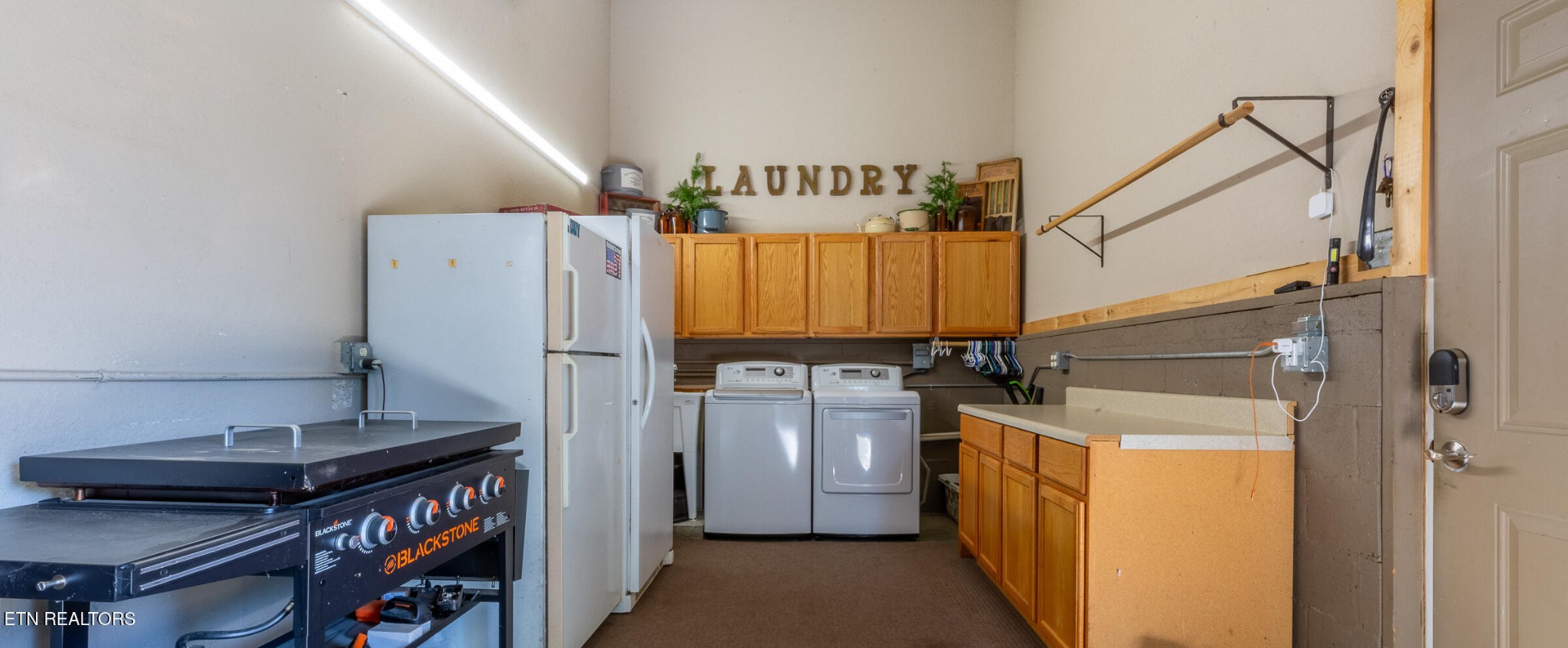 1668 Deerwood Rd Property Photo 38