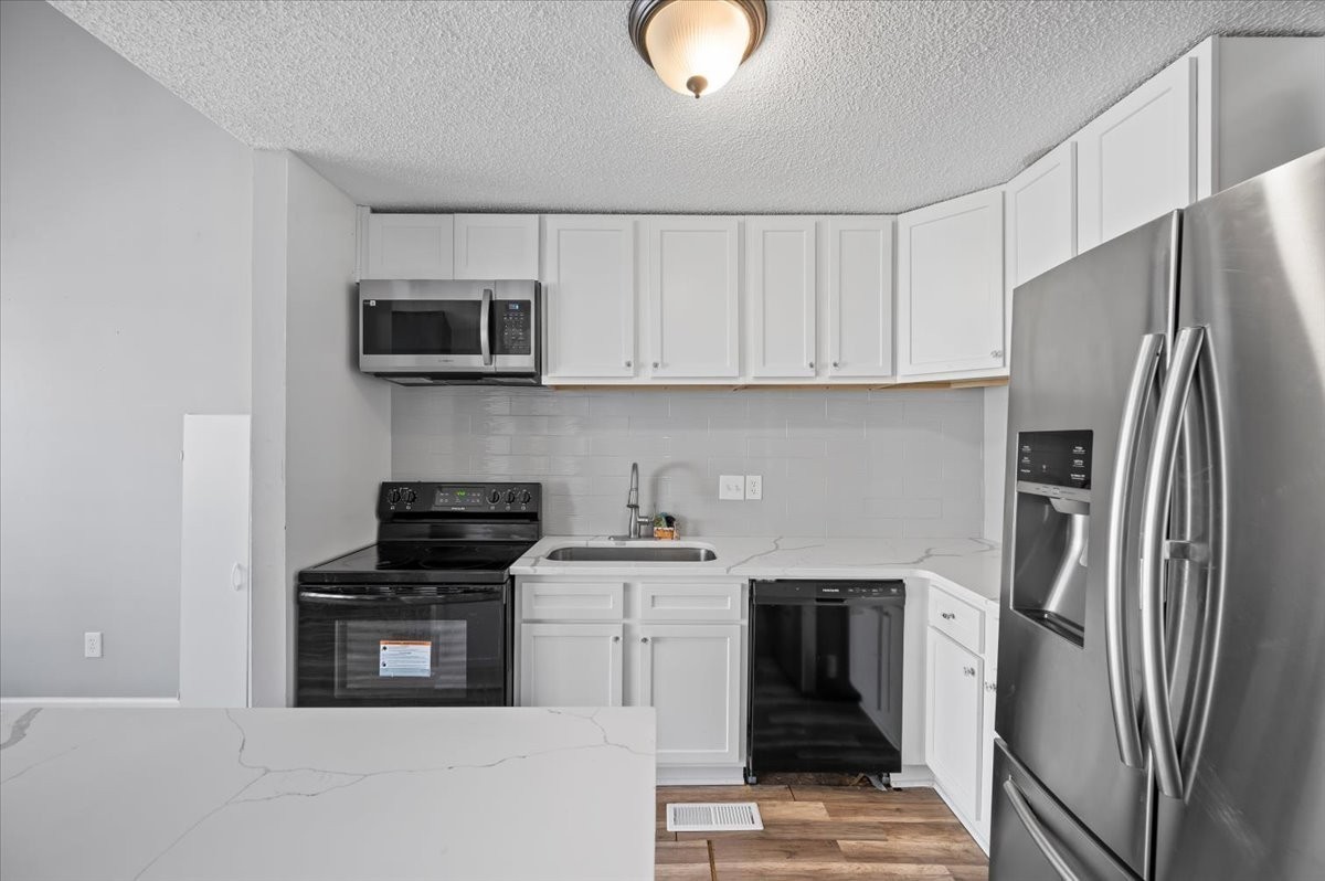 1119 Waggoner Ct, W Property Photo 13