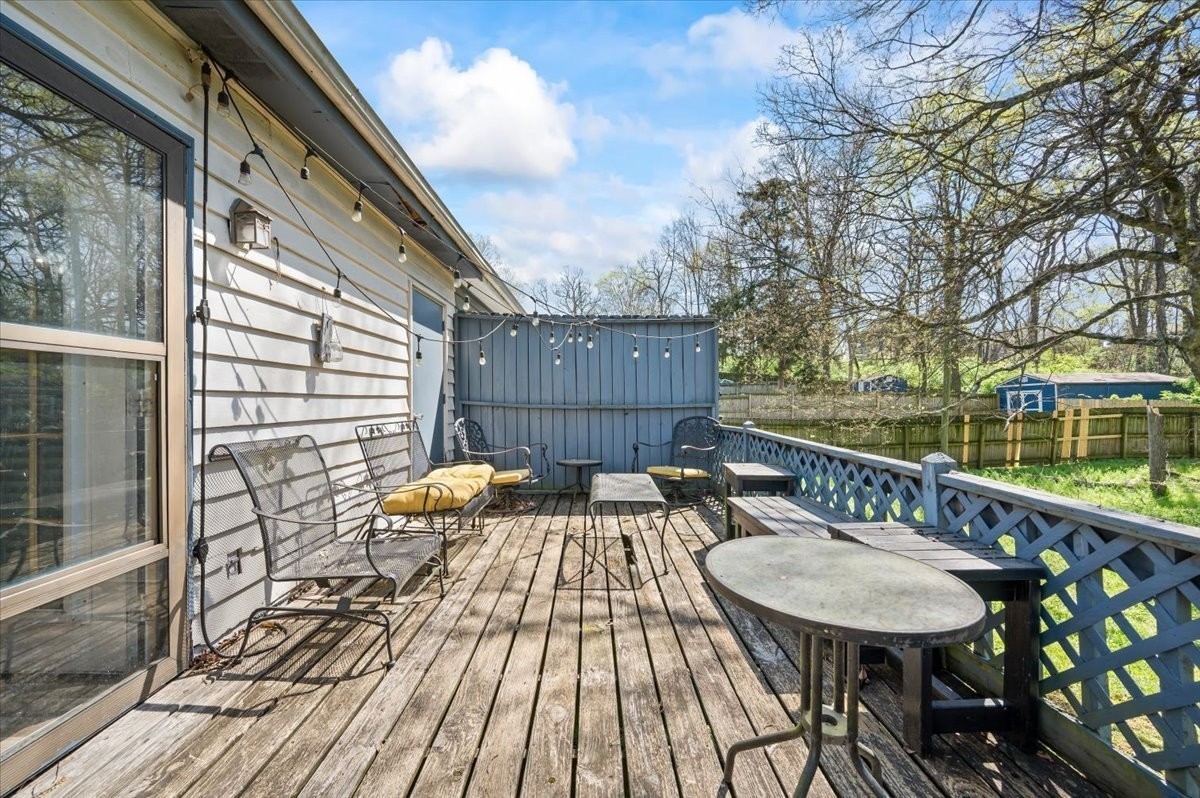 1119 Waggoner Ct, W Property Photo 30
