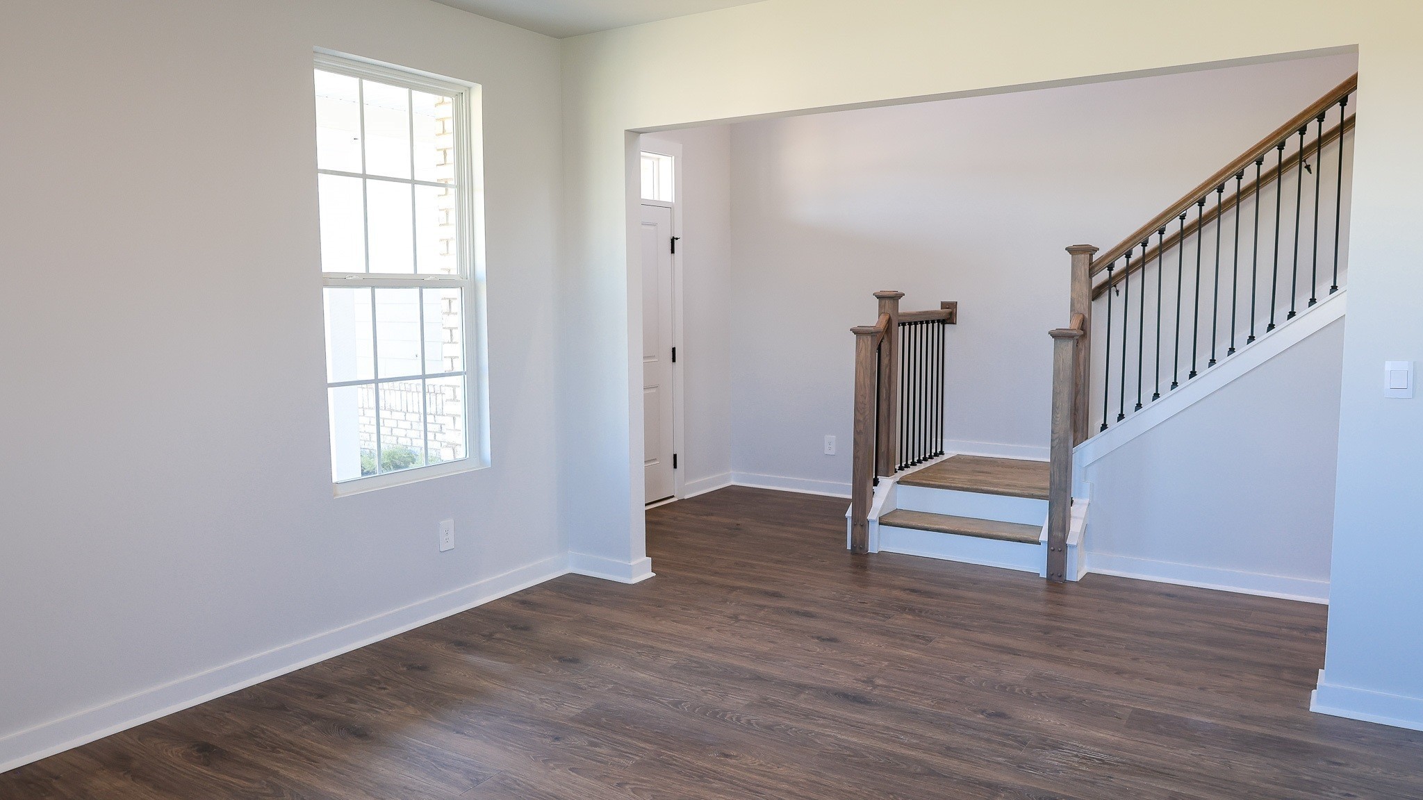 331 Harvest Point Blvd Property Photo 6
