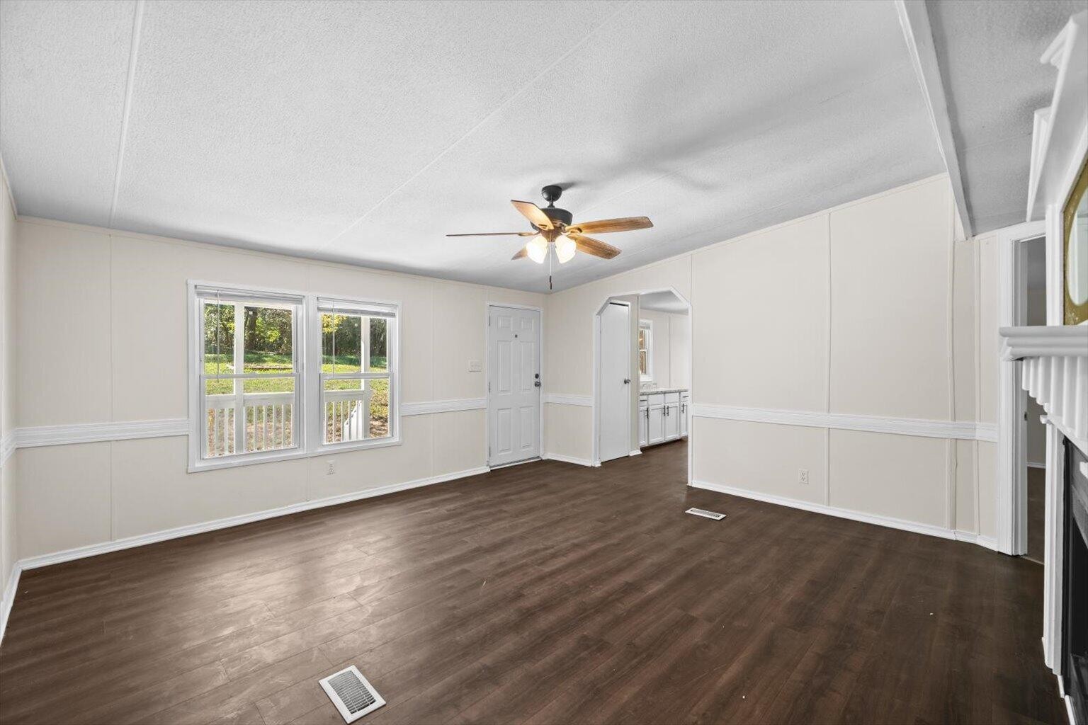 120 Forest Hill Drive Property Photo 5