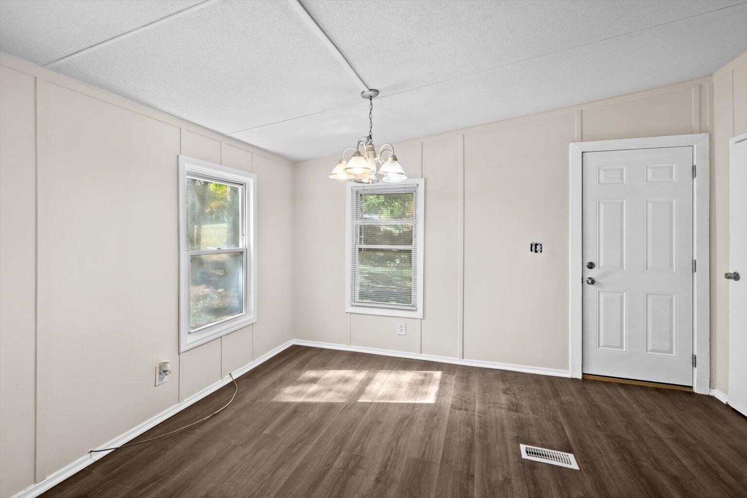 120 Forest Hill Drive Property Photo 12