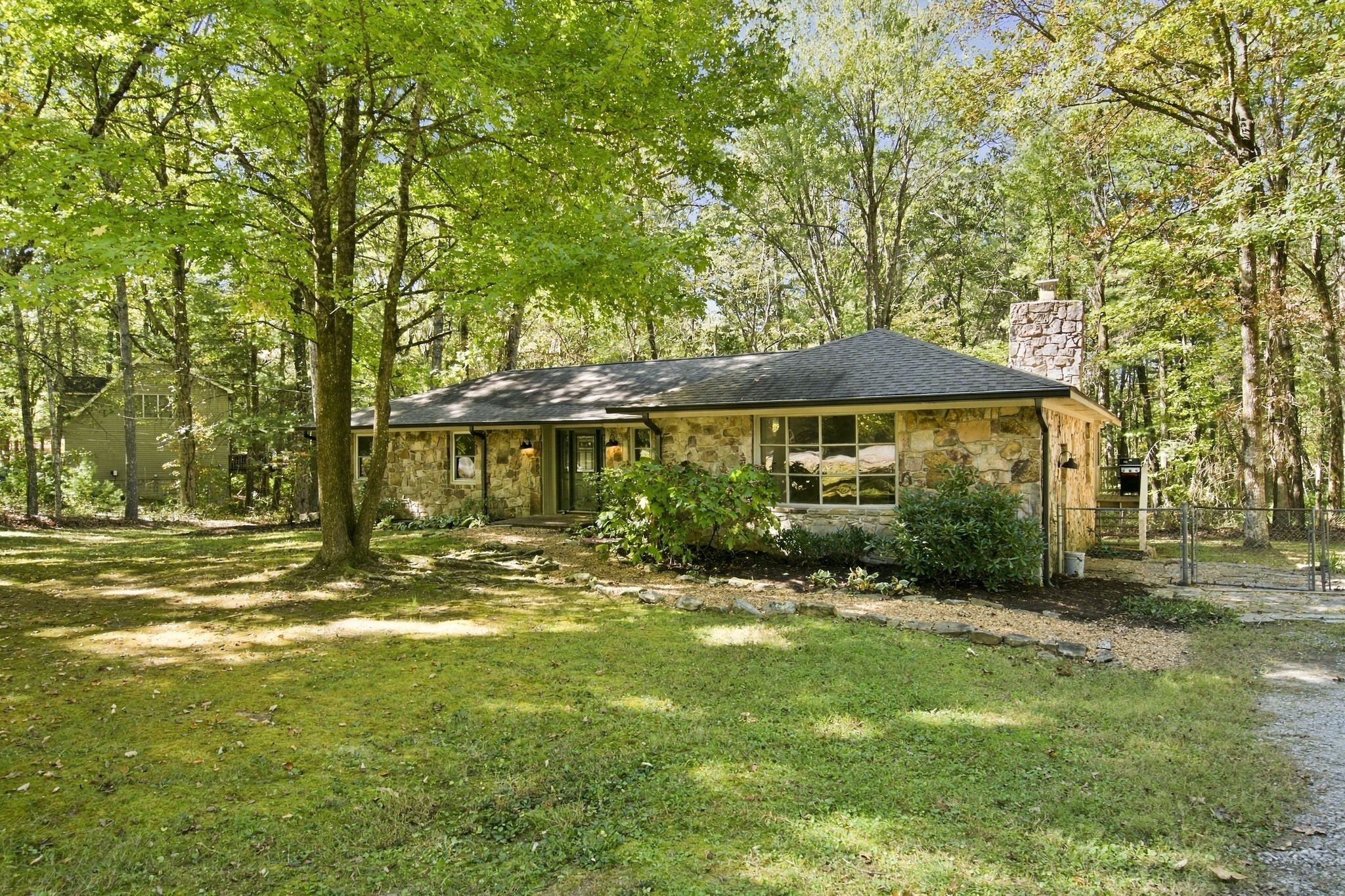 885 Lake Odonnell Rd Property Photo 4