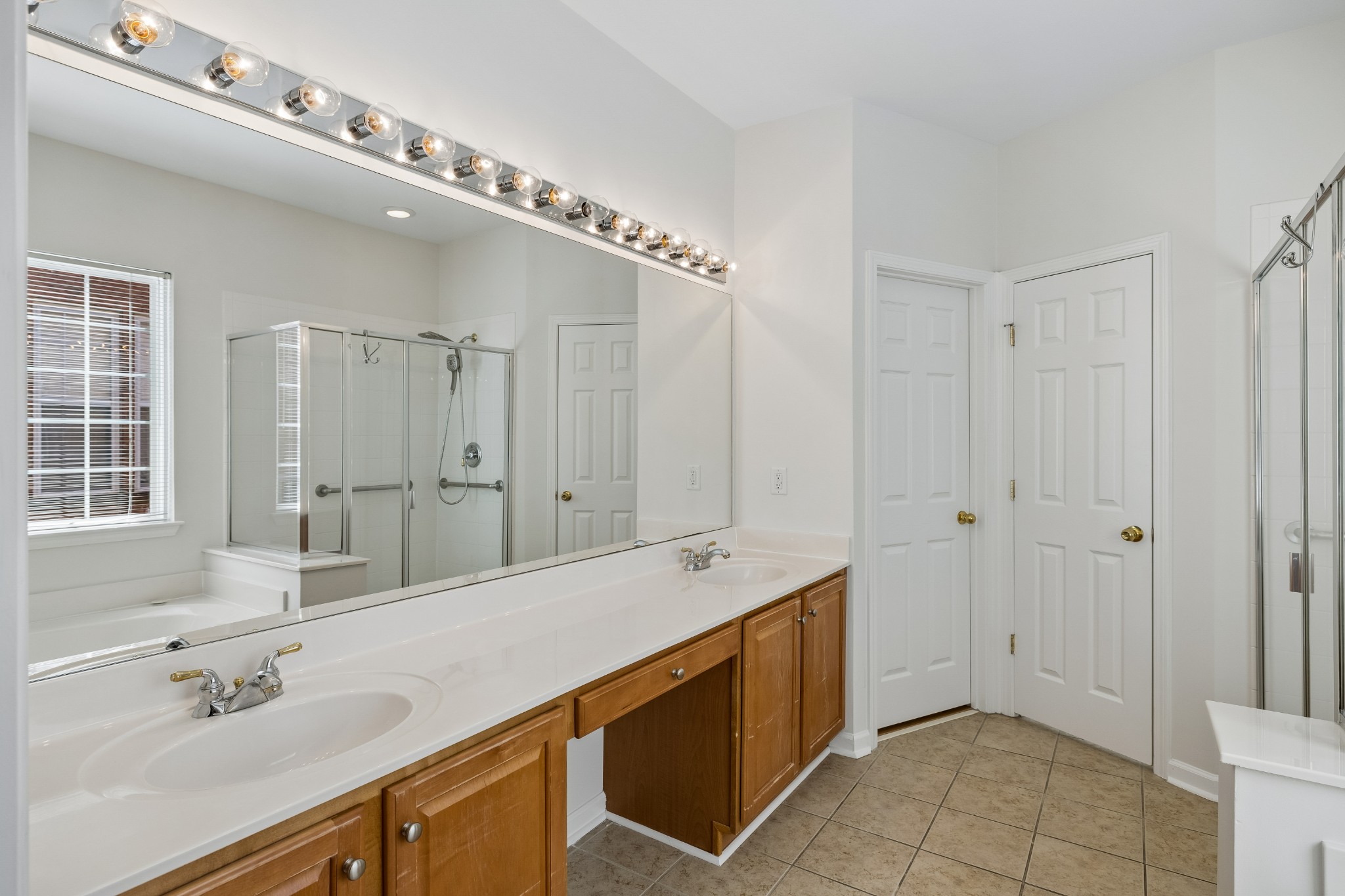 9782 Jupiter Forest Dr Property Photo 36