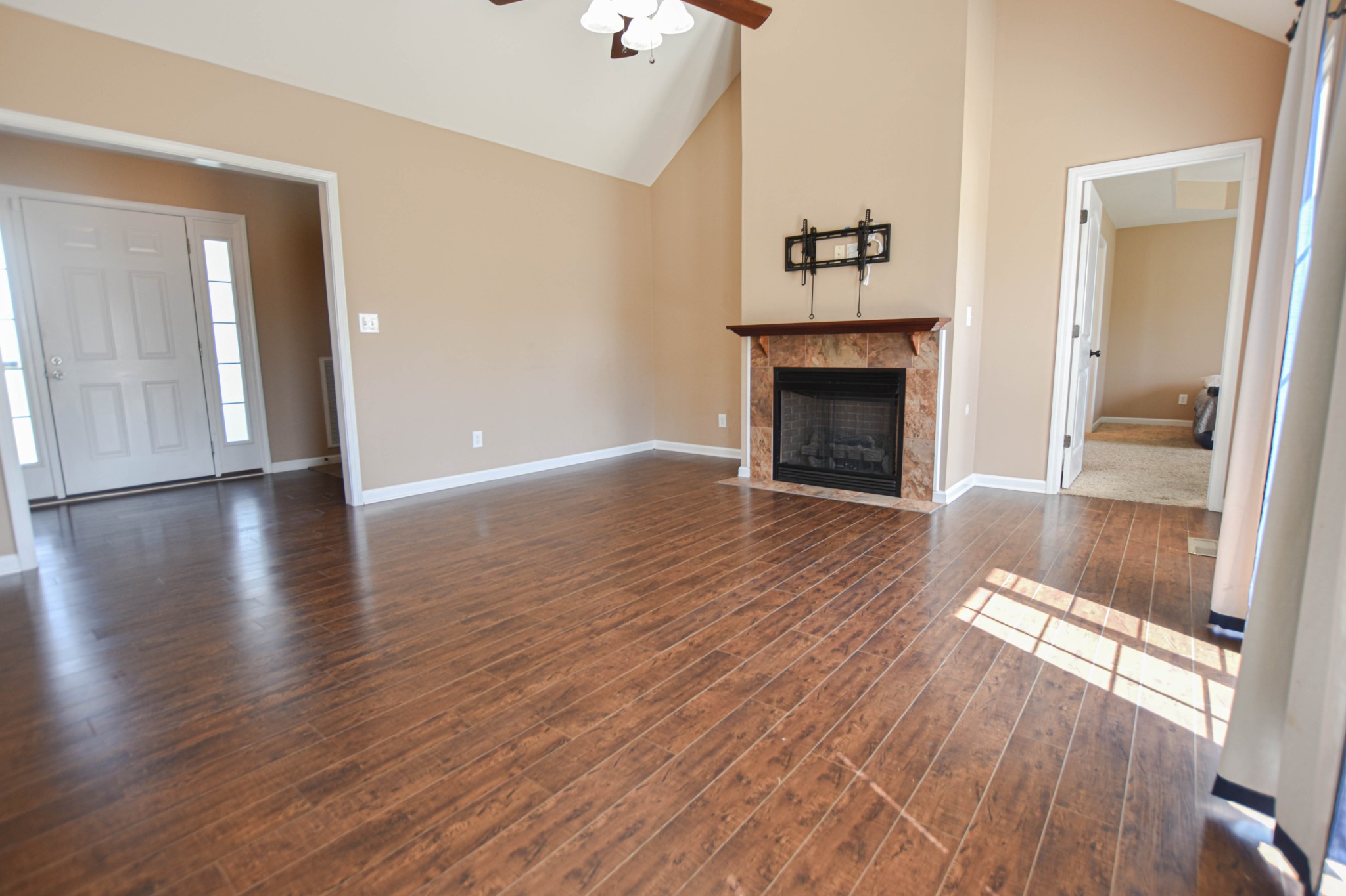 1029 Freedom Drive Property Photo 2