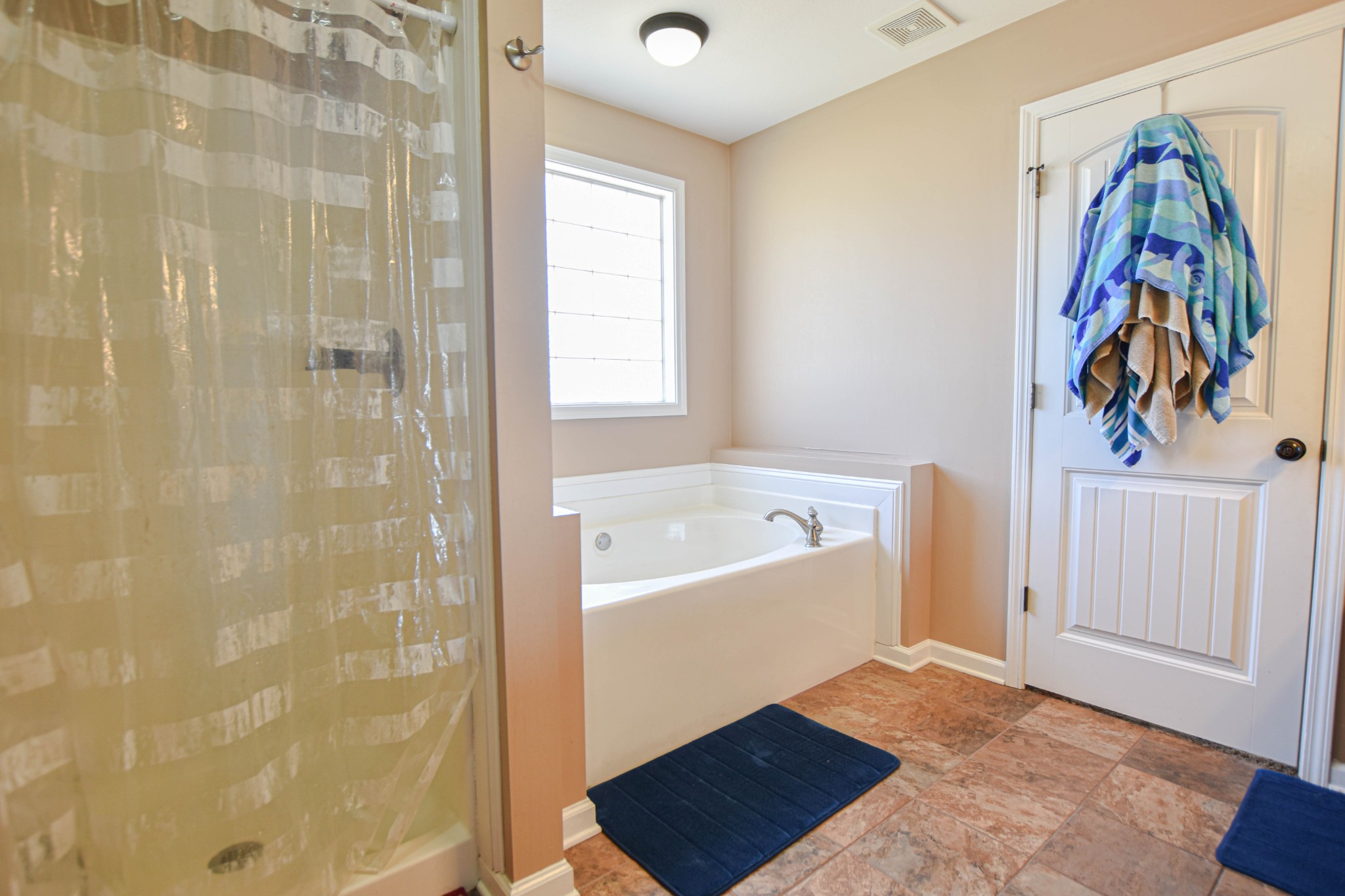 1029 Freedom Drive Property Photo 10