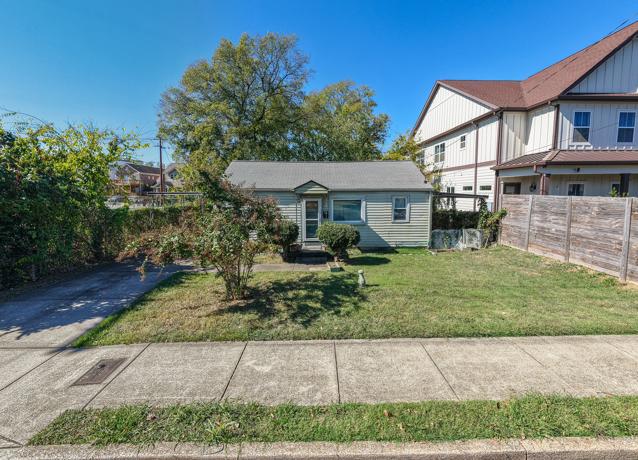 1221 14th Ave, S Property Photo 11