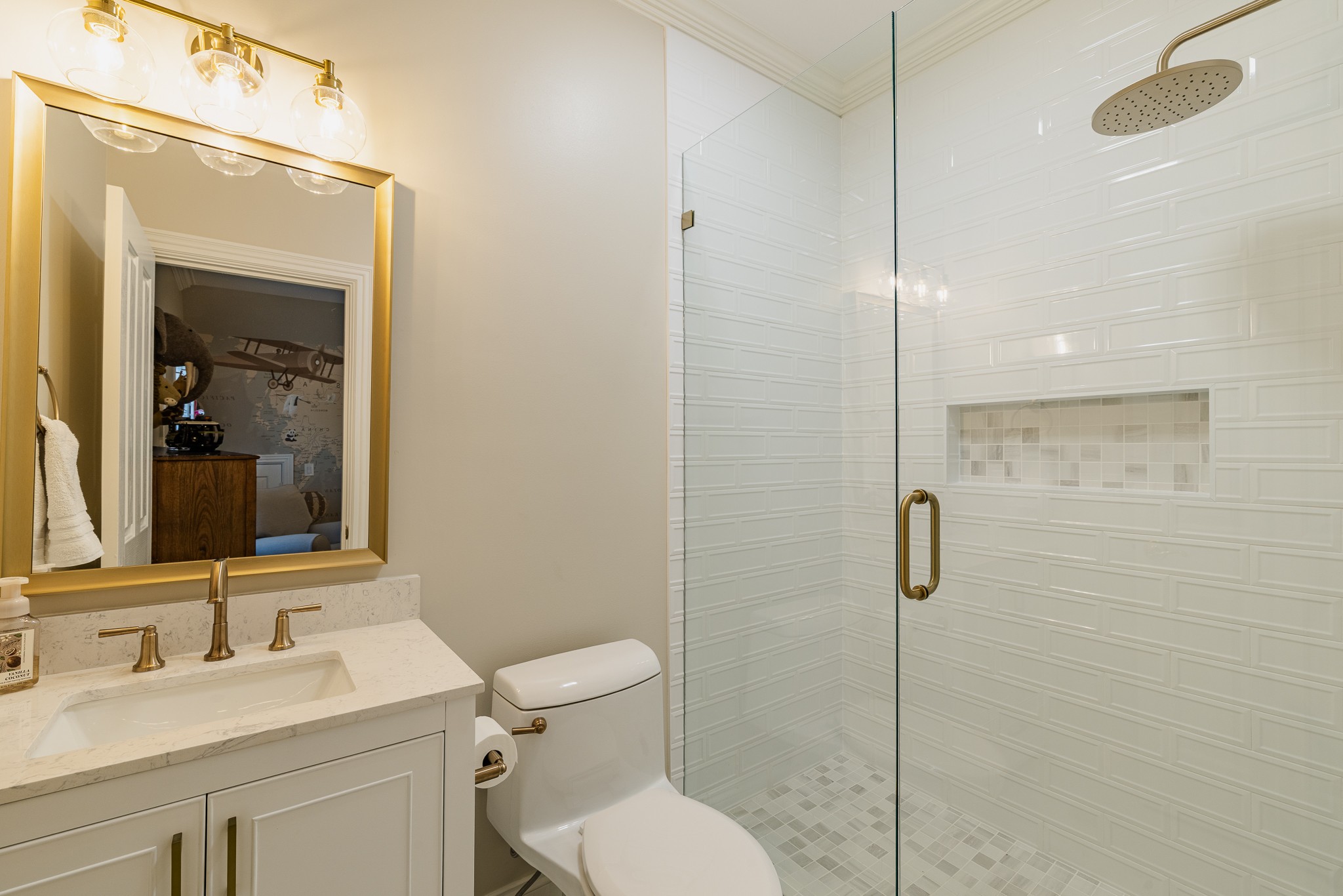 2405 Deerbourne Dr Property Photo 42