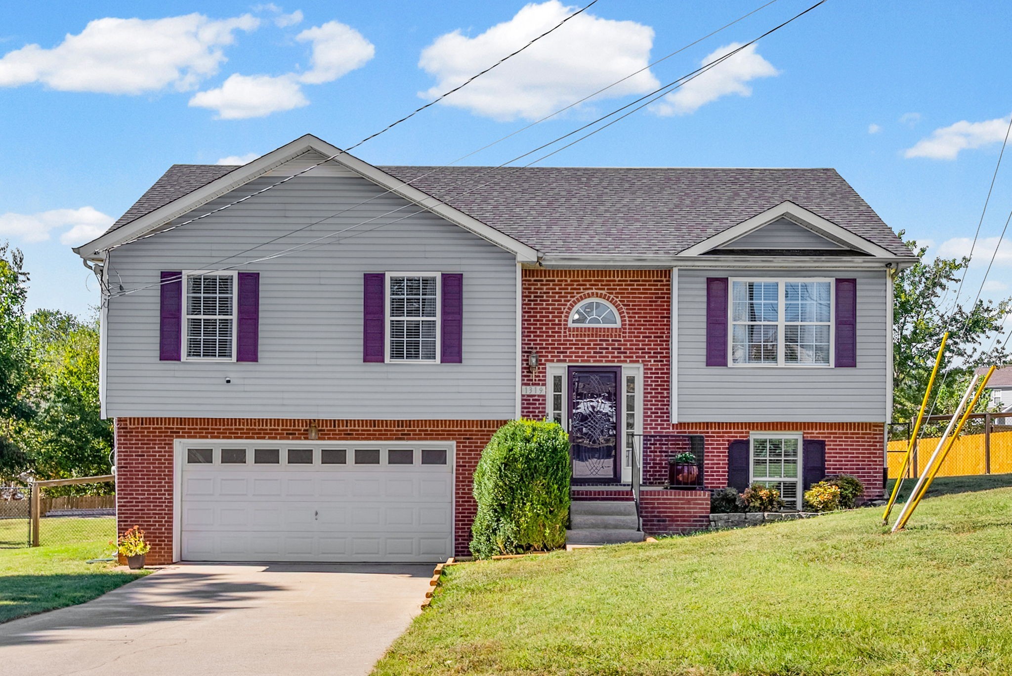 1319 Whetstone Ct Property Photo 3