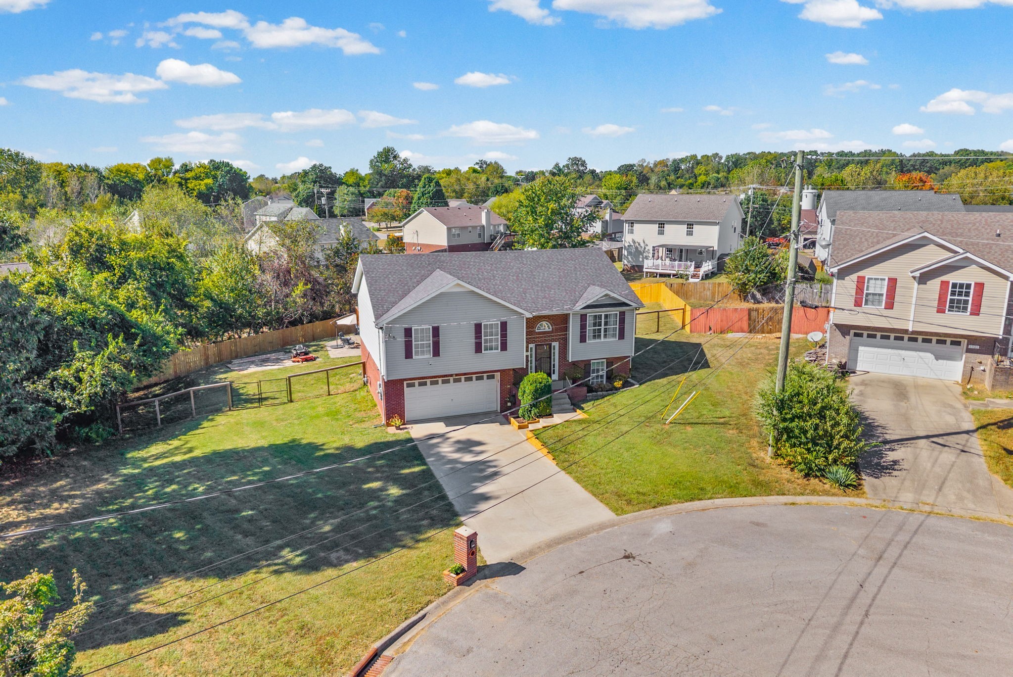 1319 Whetstone Ct Property Photo 6