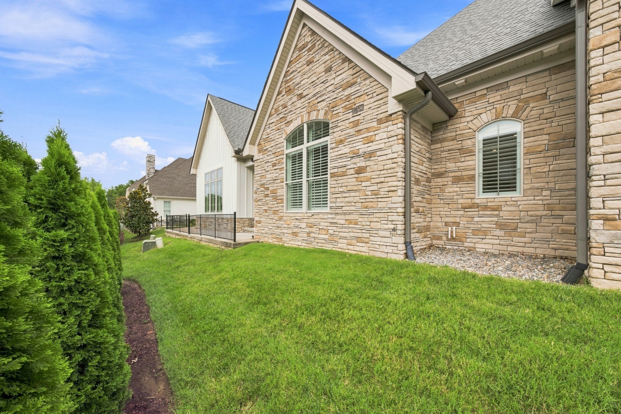 312 Flag Court Property Photo 1