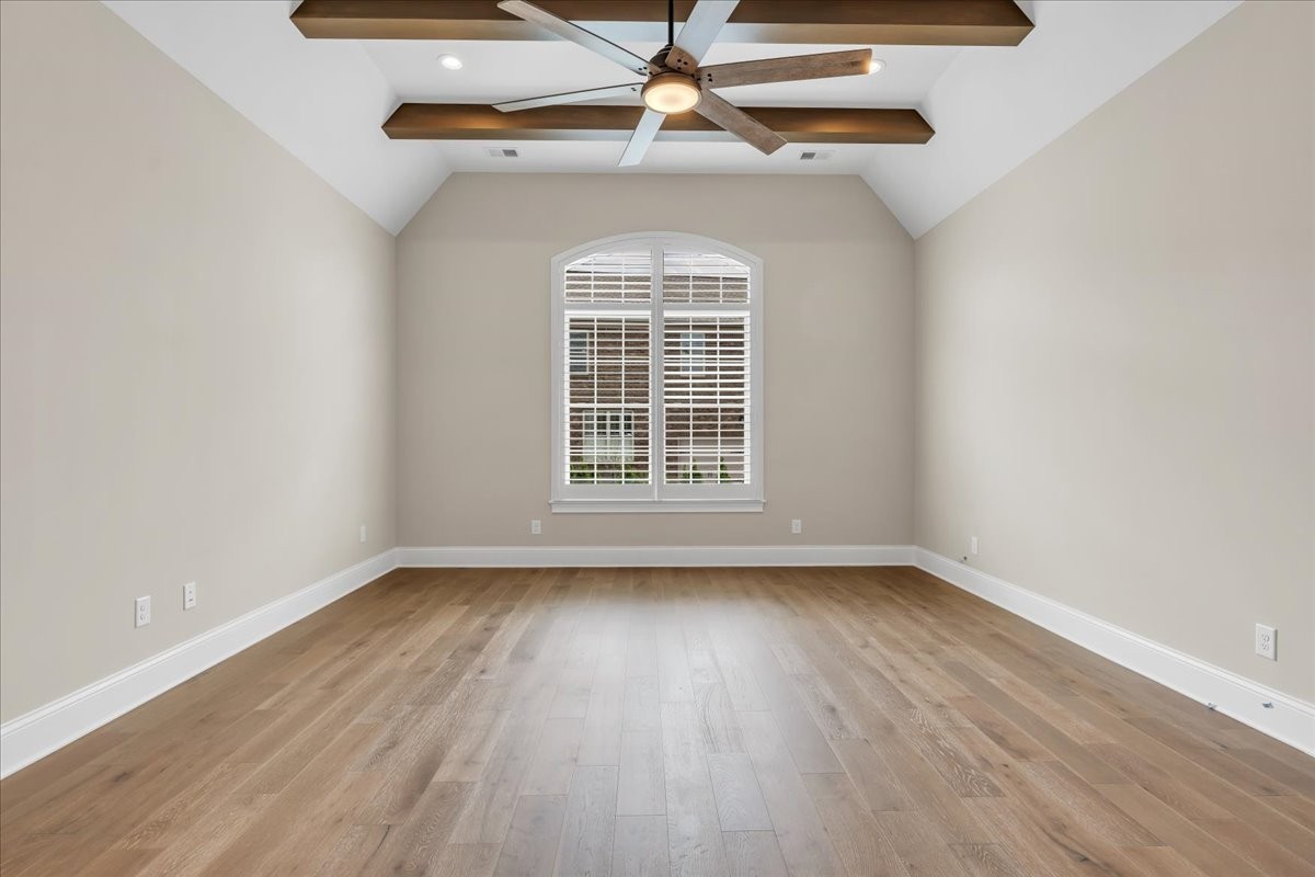 312 Flag Court Property Photo 17