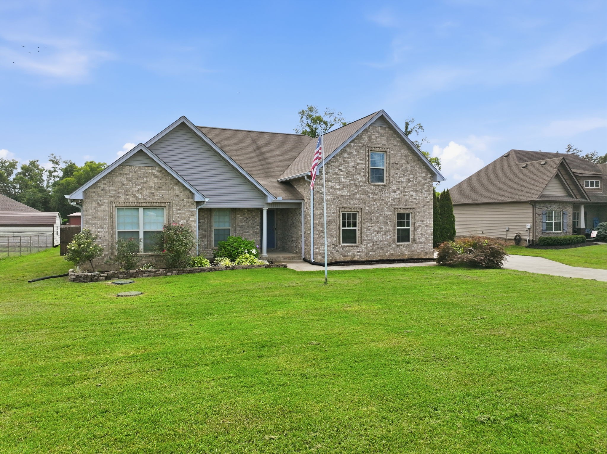 1305 Round Rock Dr Property Photo 3
