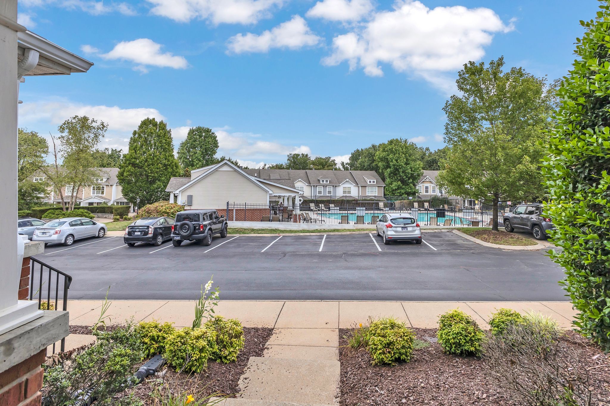 648 Flintlock Ct Property Photo 4