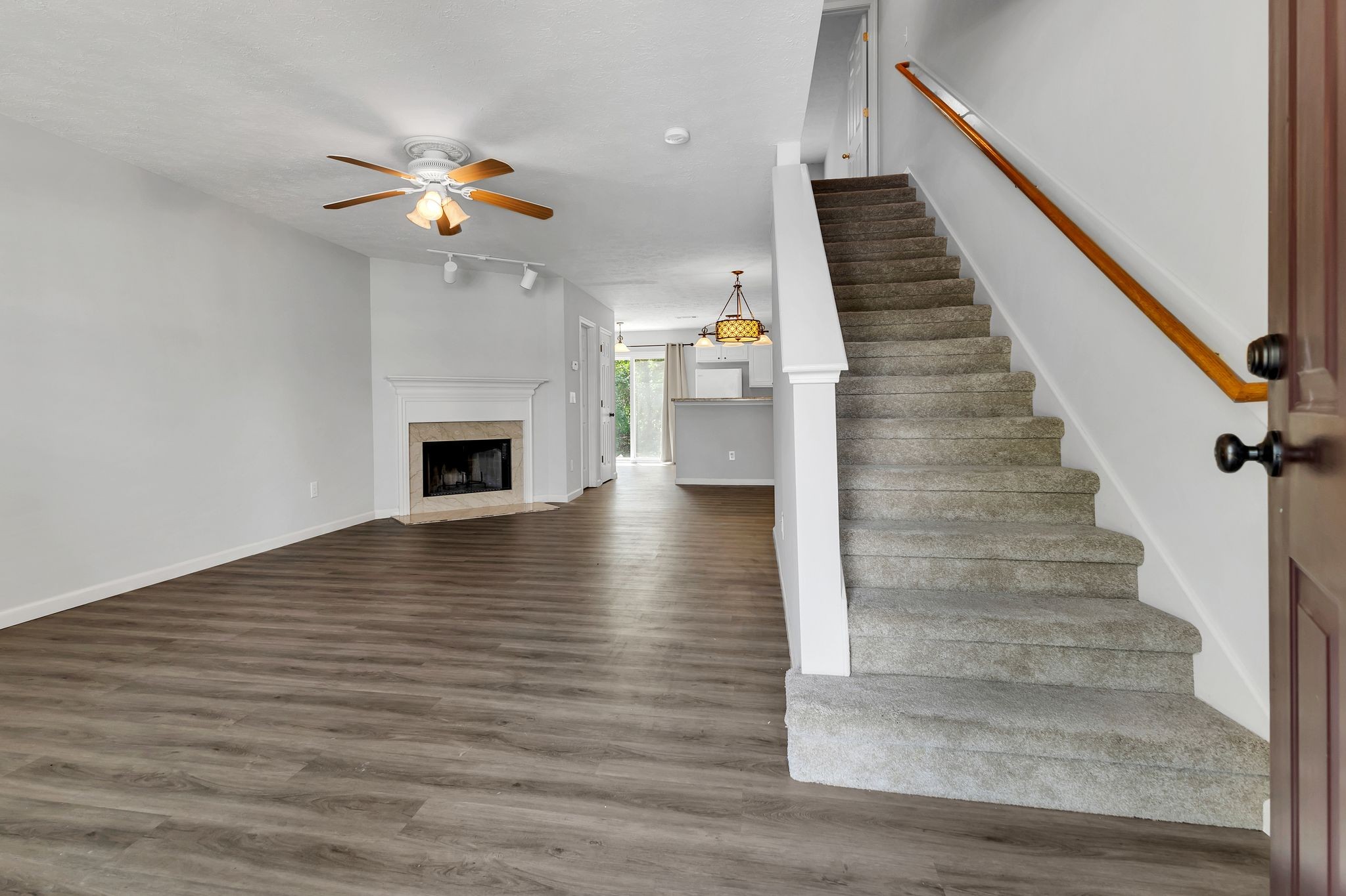 648 Flintlock Ct Property Photo 6