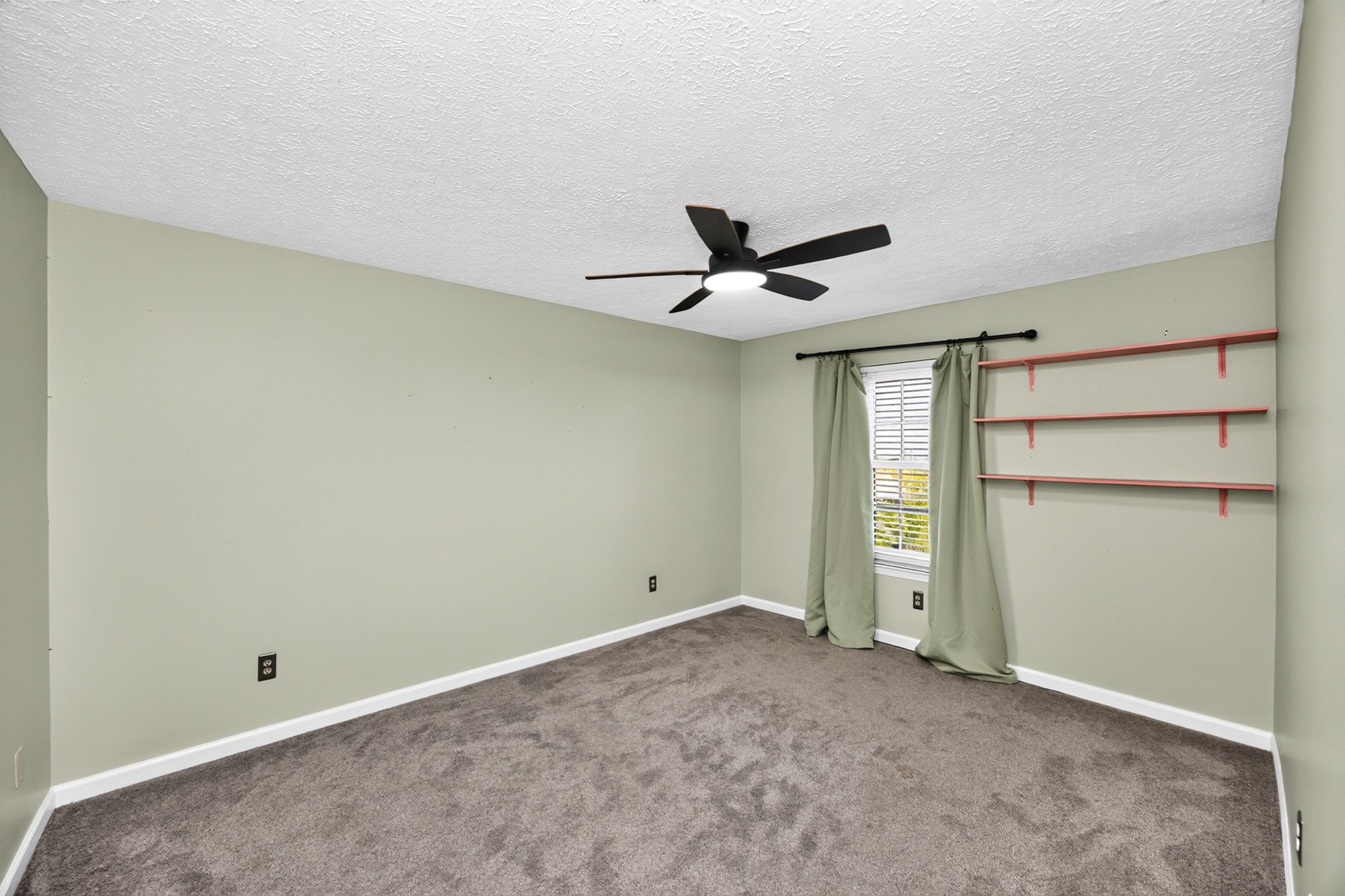 319 Deerpoint Dr Property Photo 31