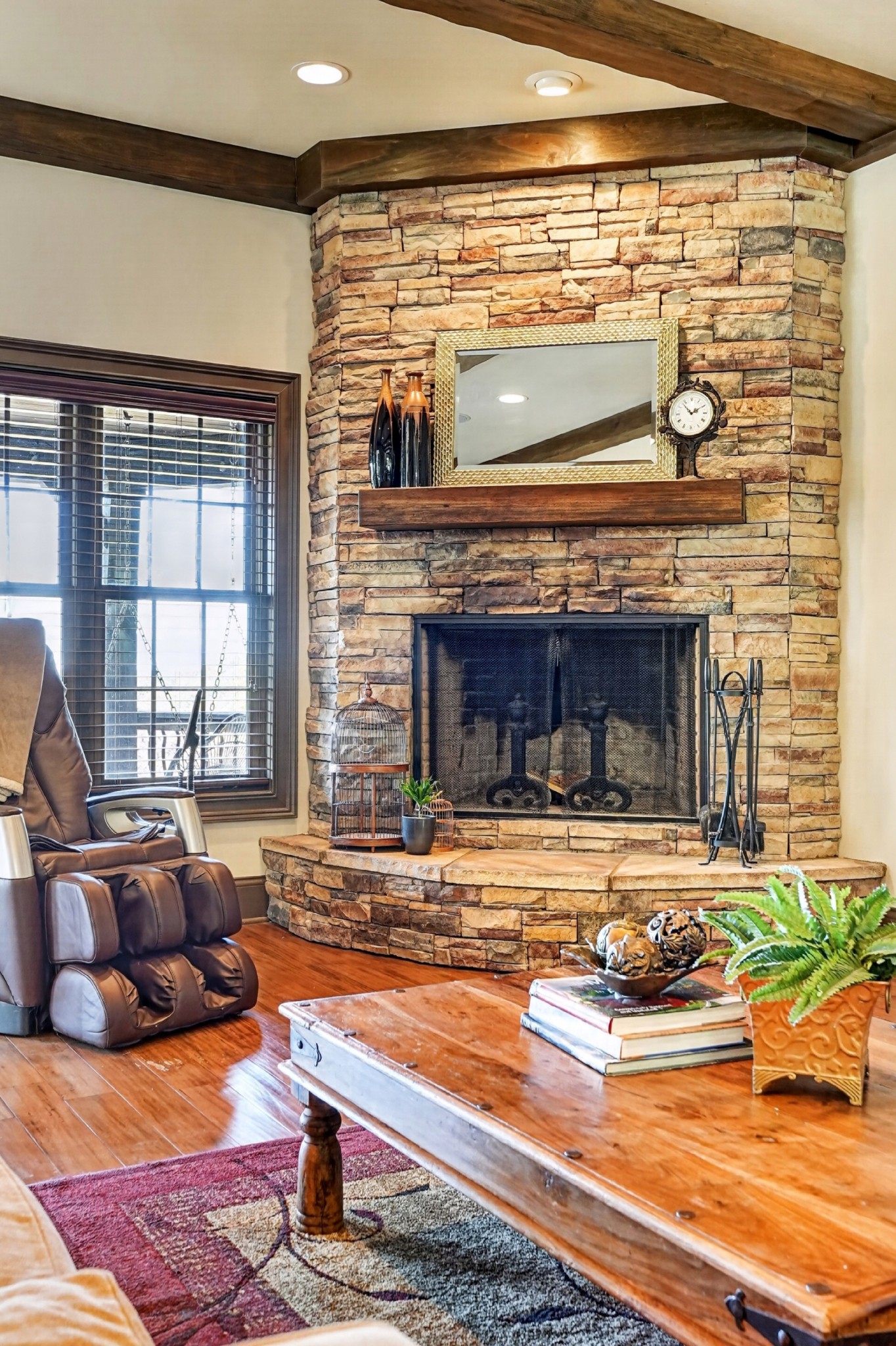 1611 Plantation Cir Property Photo 8