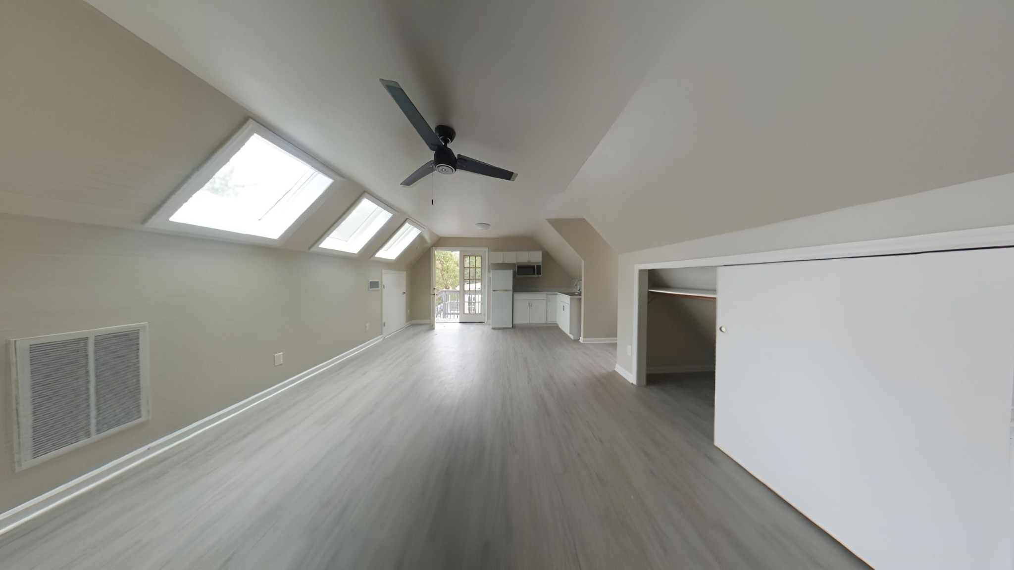 1128 Green Valley Dr Property Photo 42