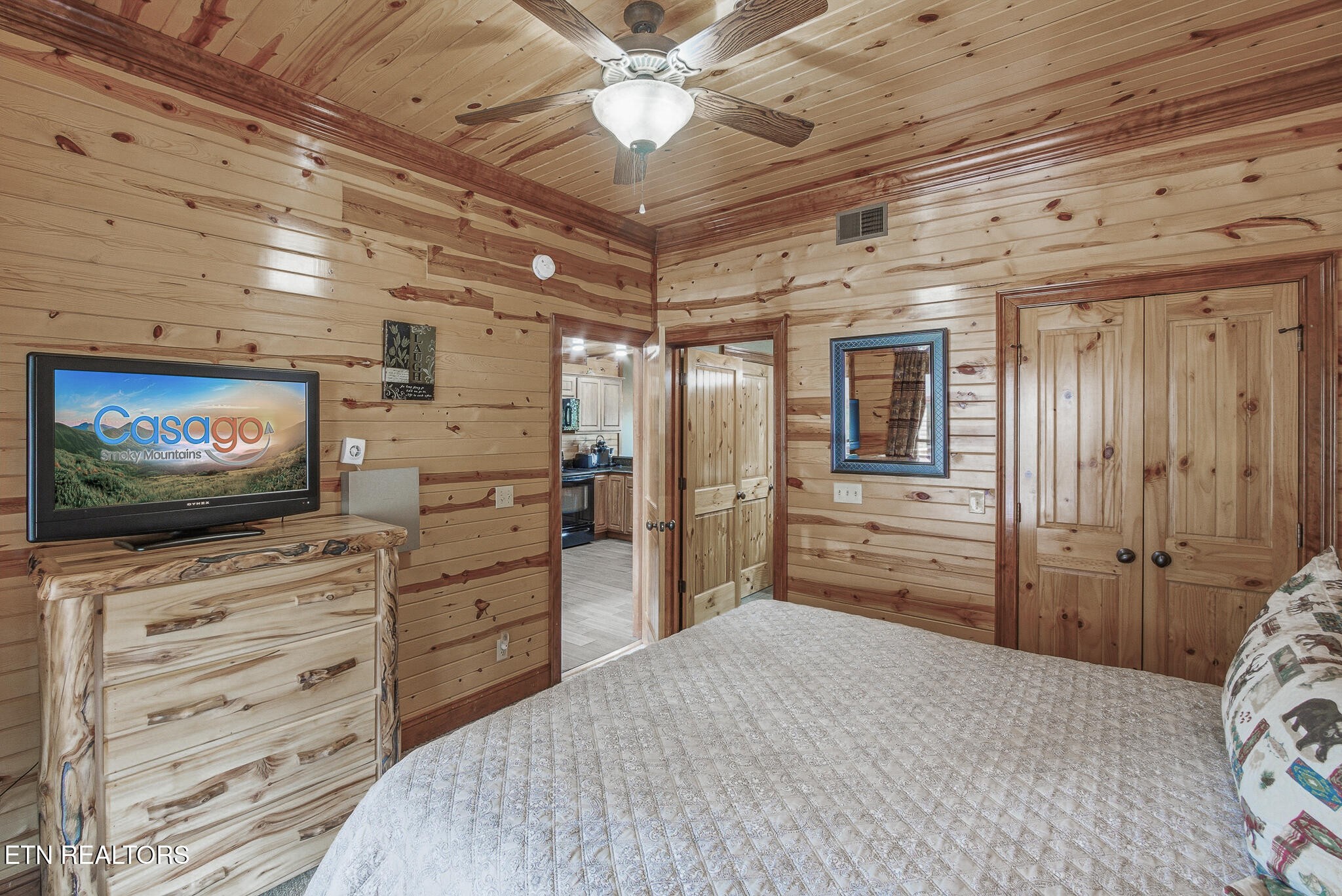460 Big Bear Way Property Photo 15