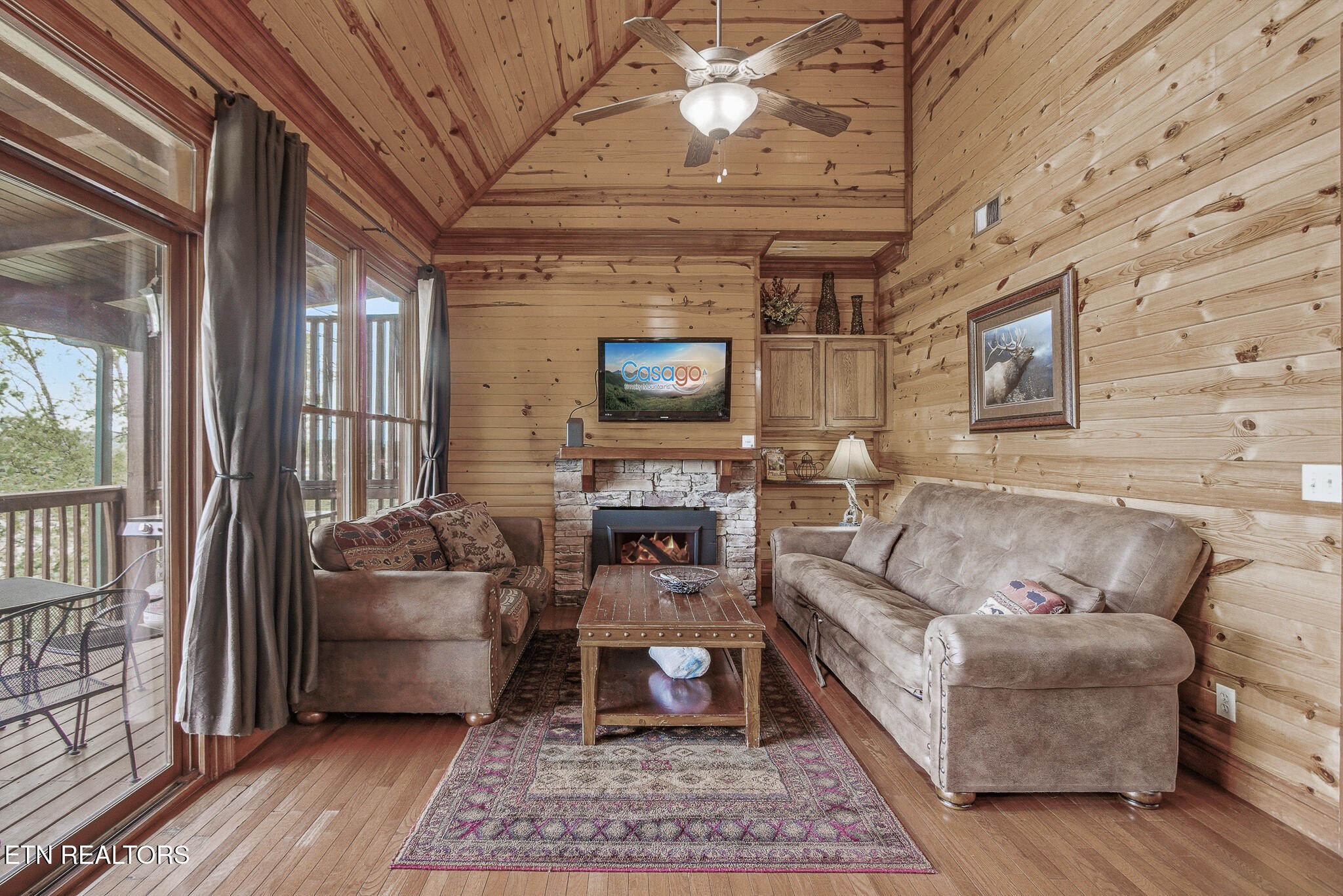 460 Big Bear Way Property Photo 18