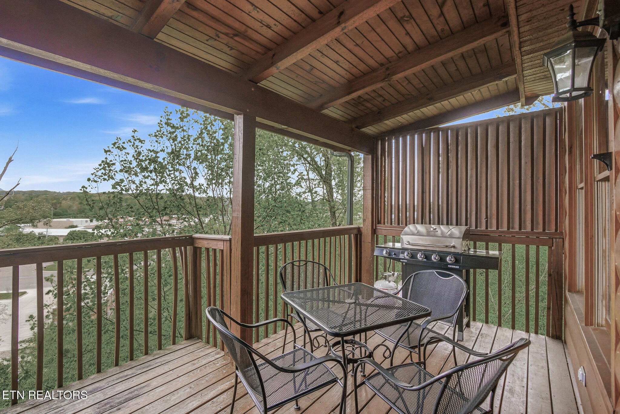 460 Big Bear Way Property Photo 20