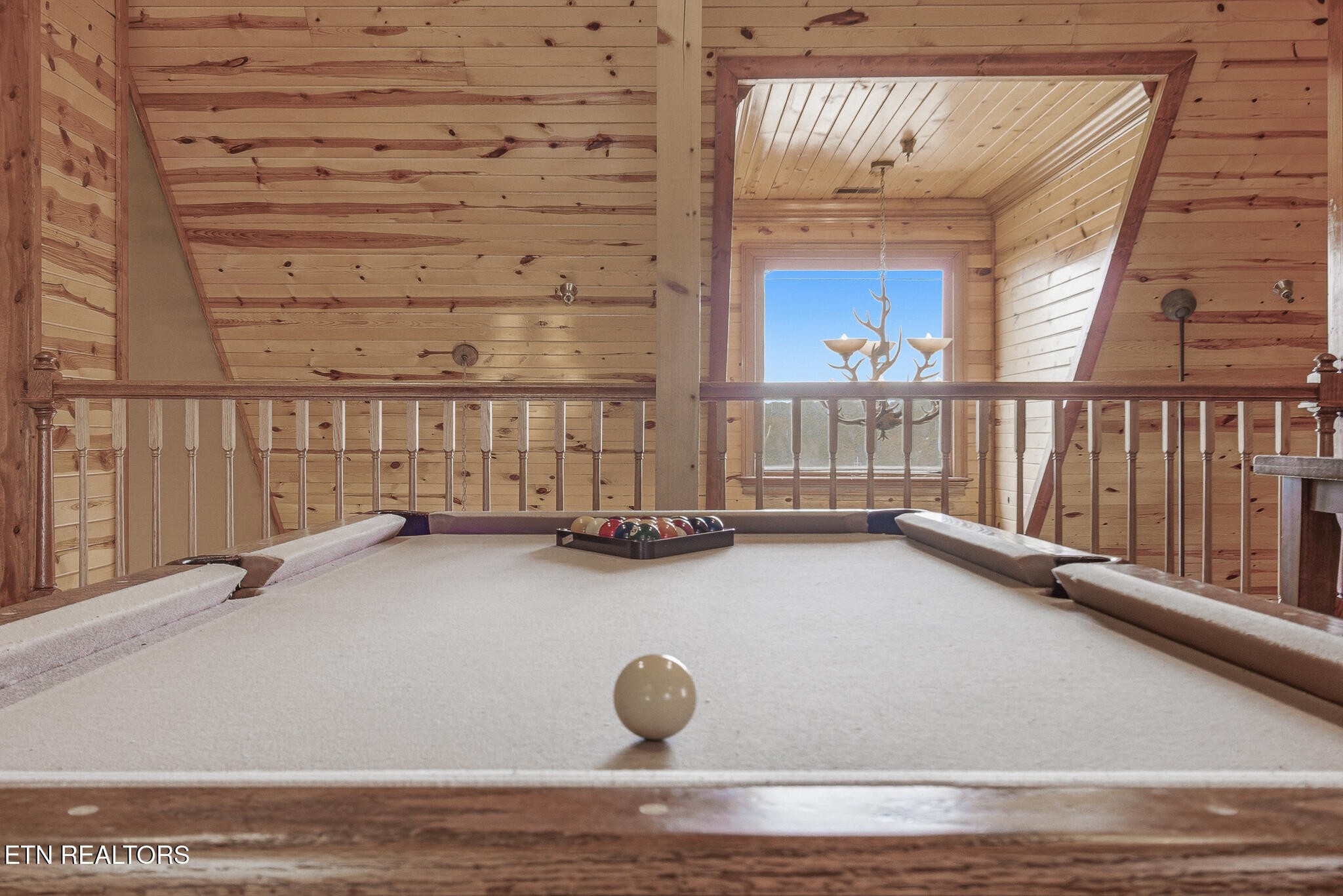 460 Big Bear Way Property Photo 24