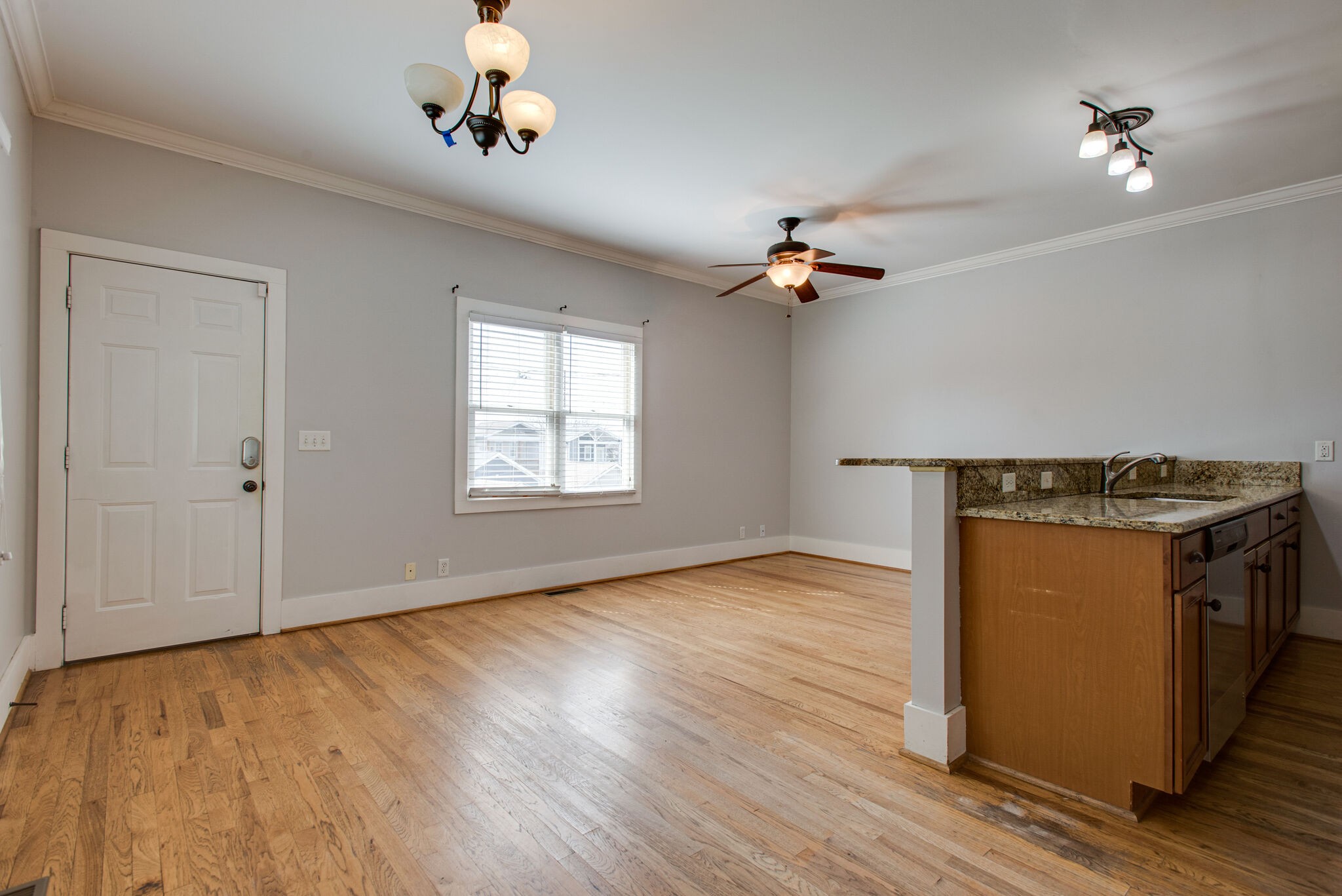 4517 Michigan Ave Property Photo 5