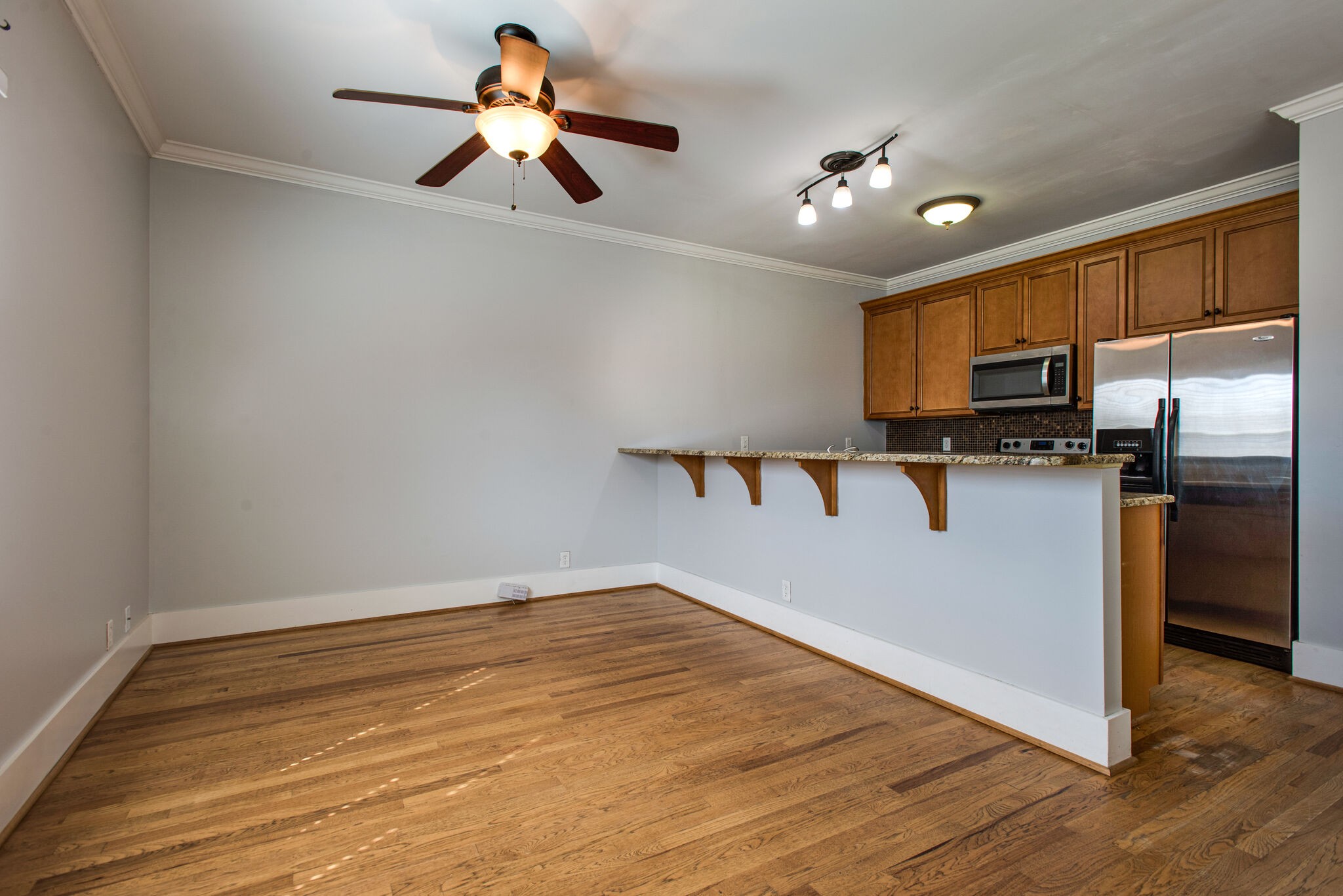 4517 Michigan Ave Property Photo 6