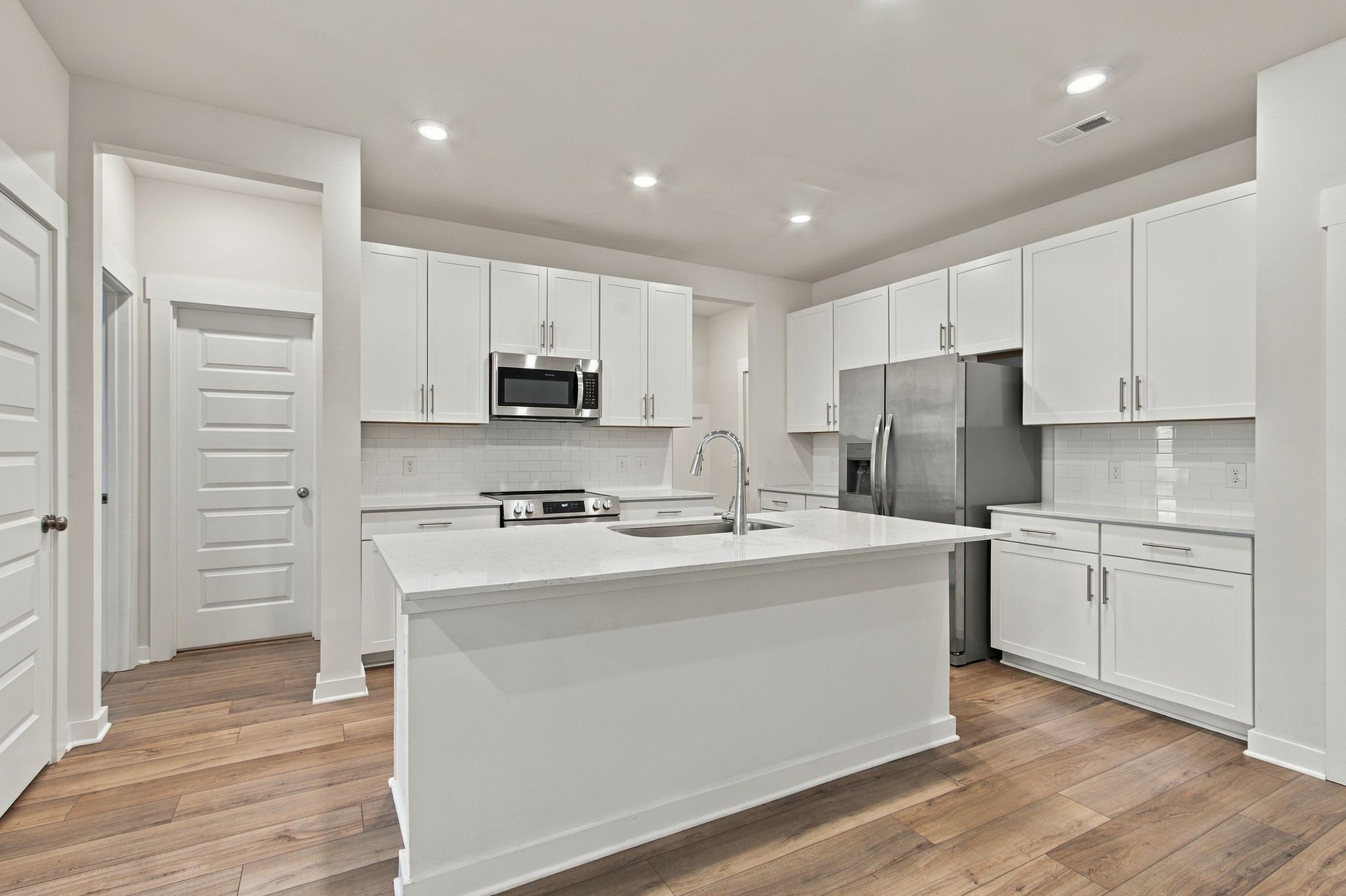 2014 Township Dr Property Photo 7