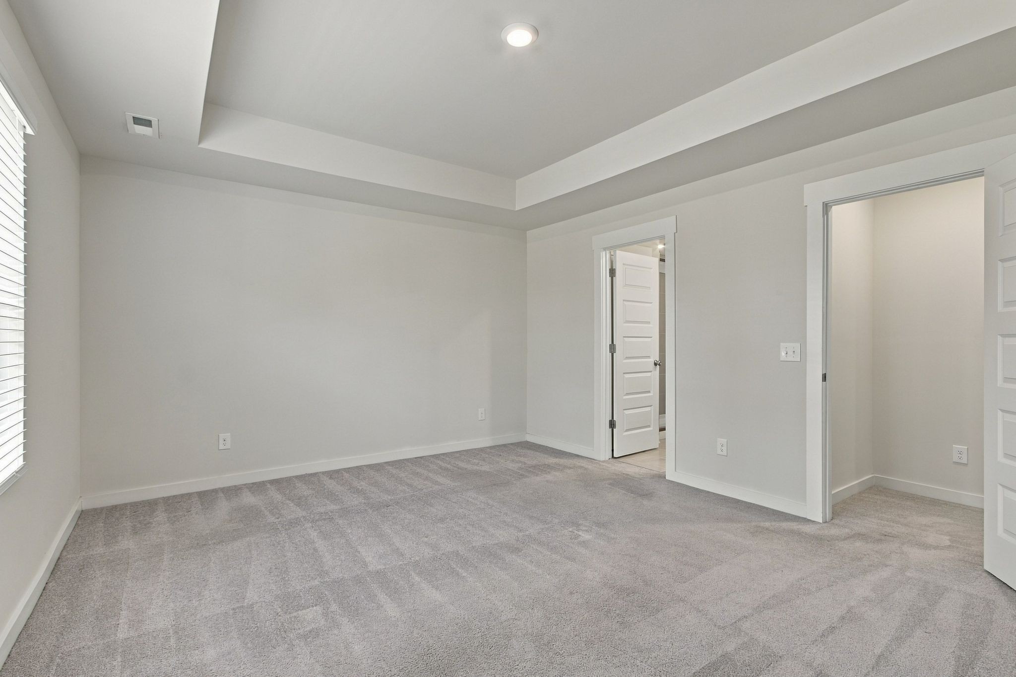 2014 Township Dr Property Photo 28
