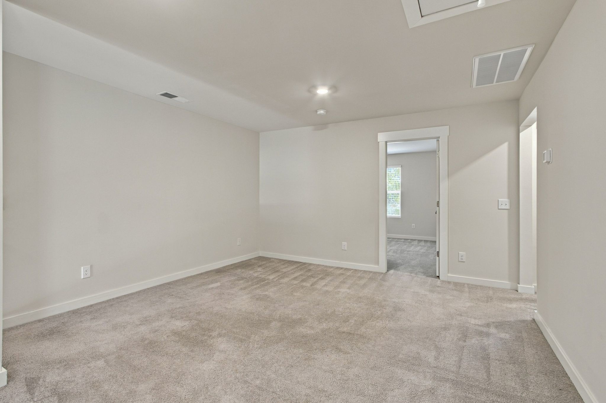 2014 Township Dr Property Photo 36