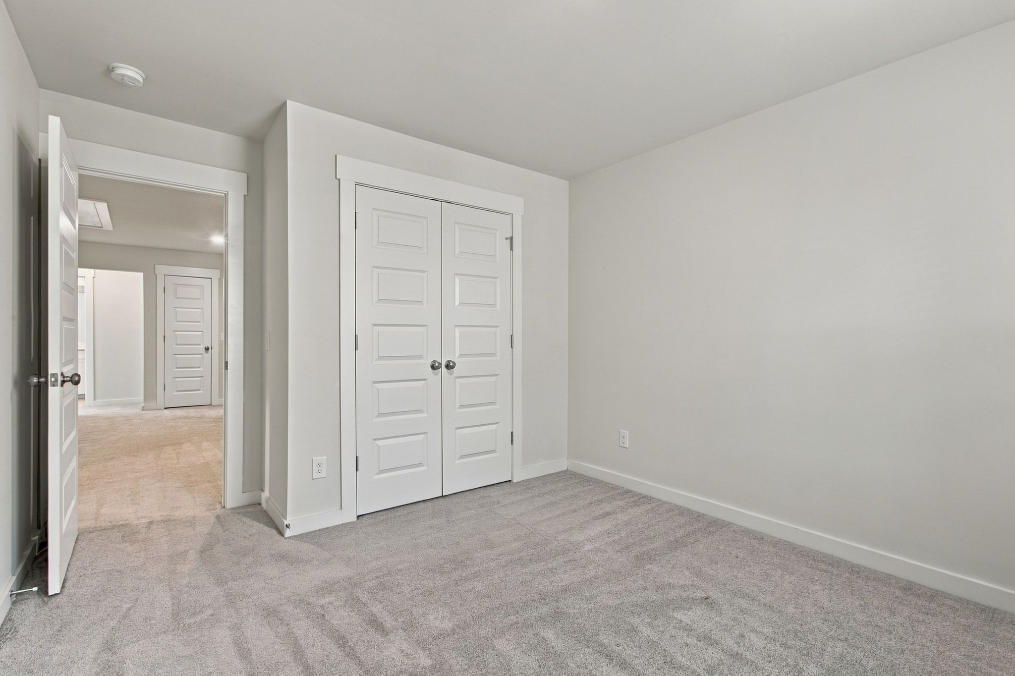 2014 Township Dr Property Photo 37