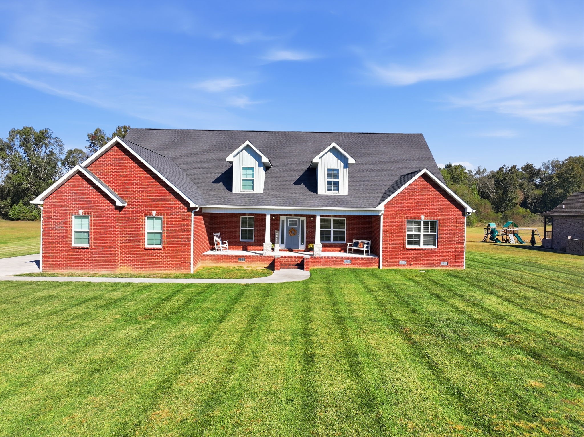 241 Roberts Creek Cir Property Photo 1