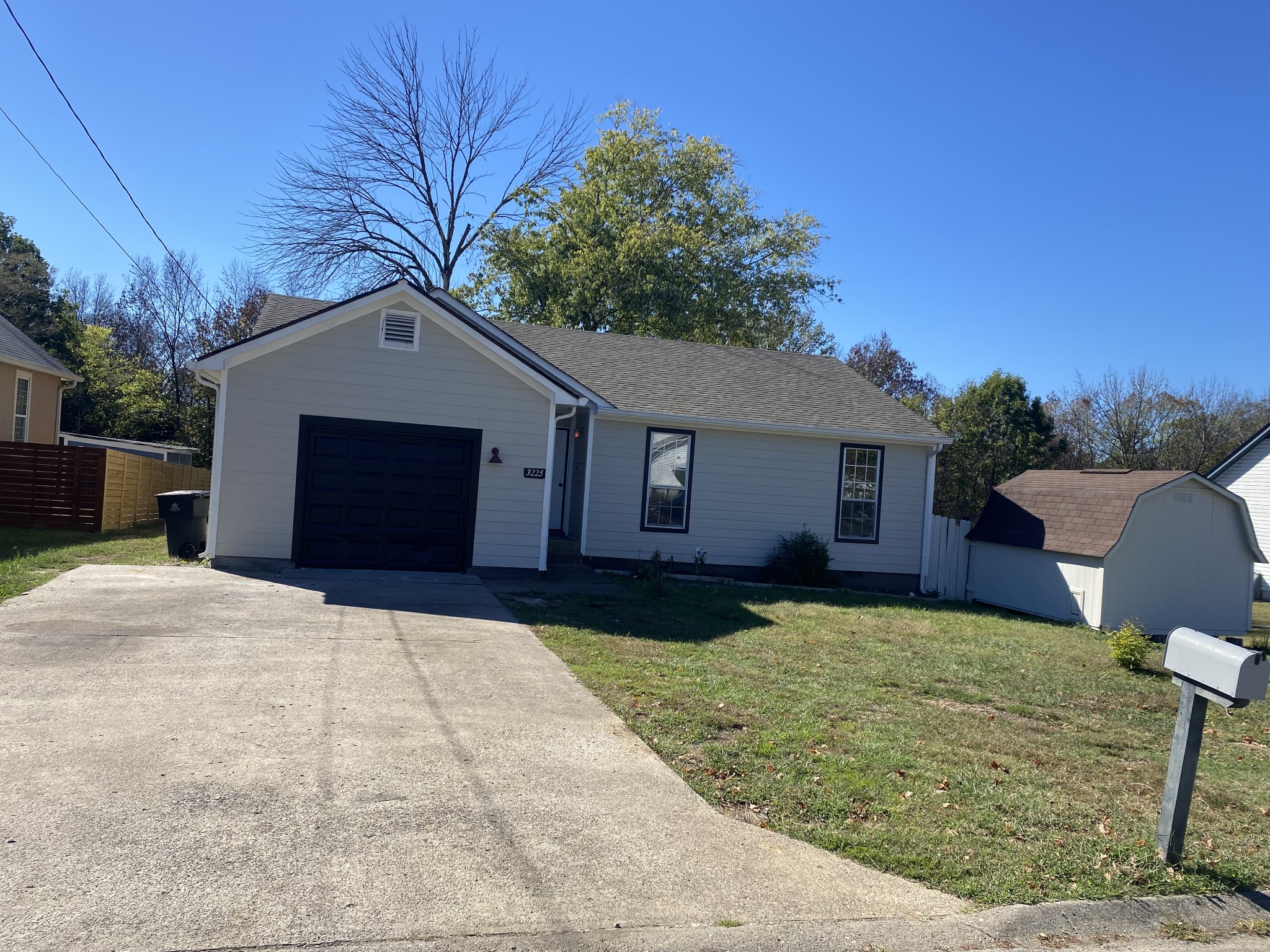 3225 Towne Village Rd, E Property Photo 1